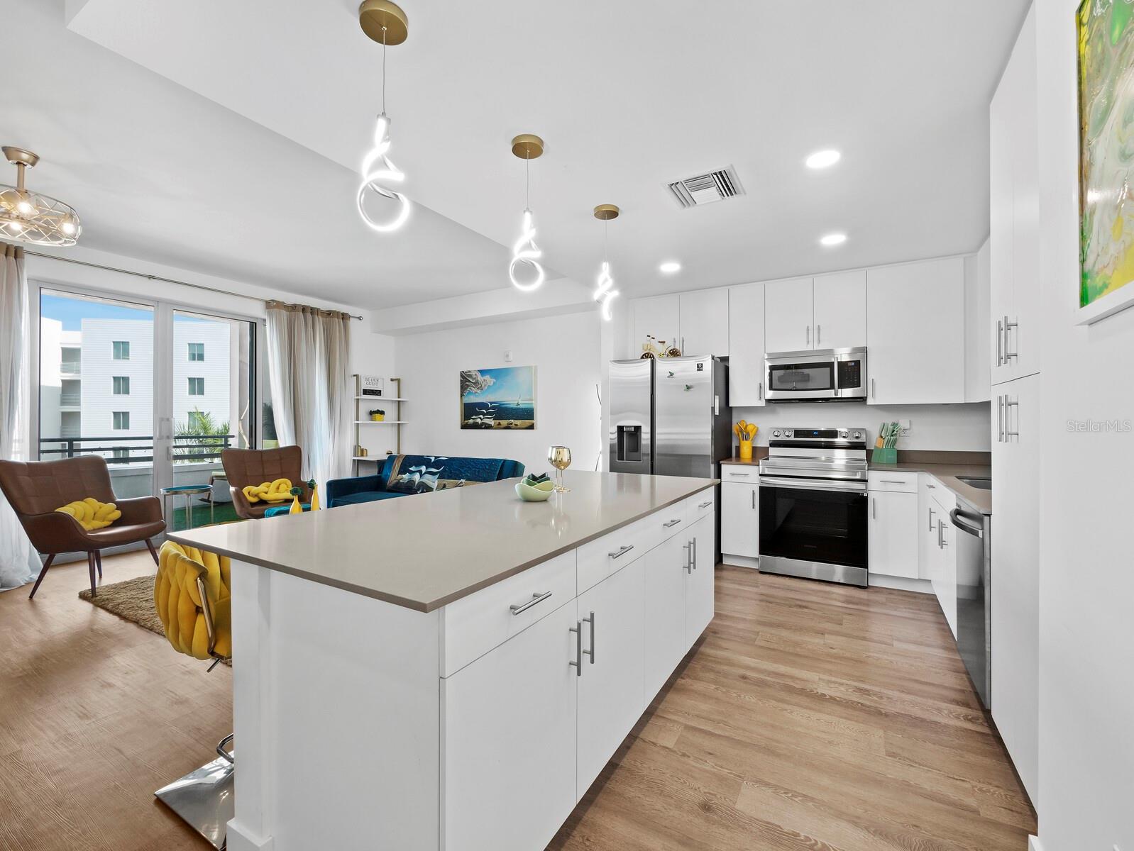 1703 Tamiami Unit 306, Sarasota, FL 34234