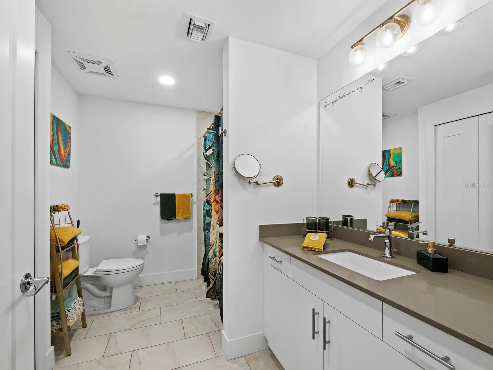 1703 Tamiami Unit 306, Sarasota, FL 34234