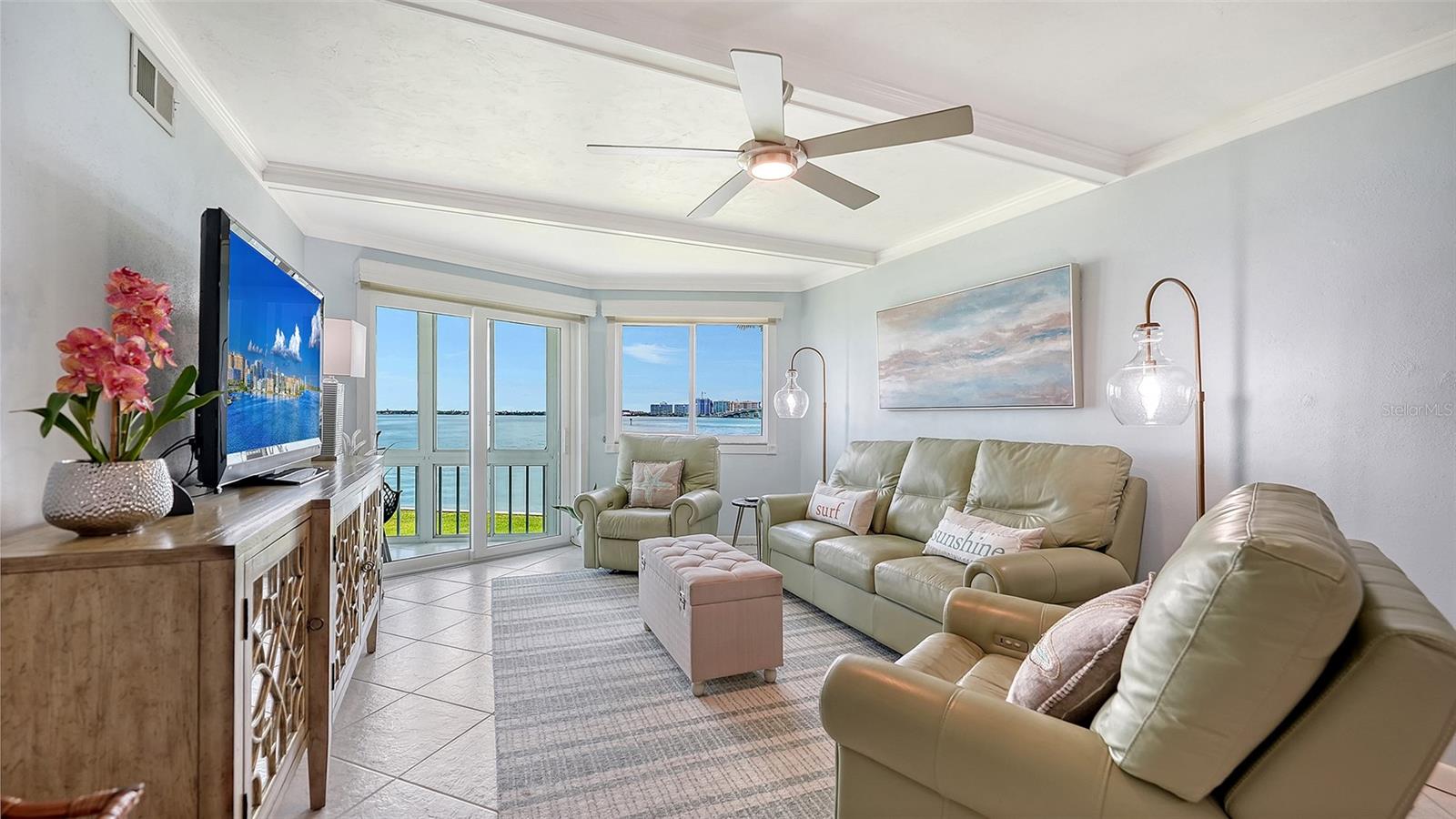 777 John Ringling Unit 24, Sarasota, FL 34236