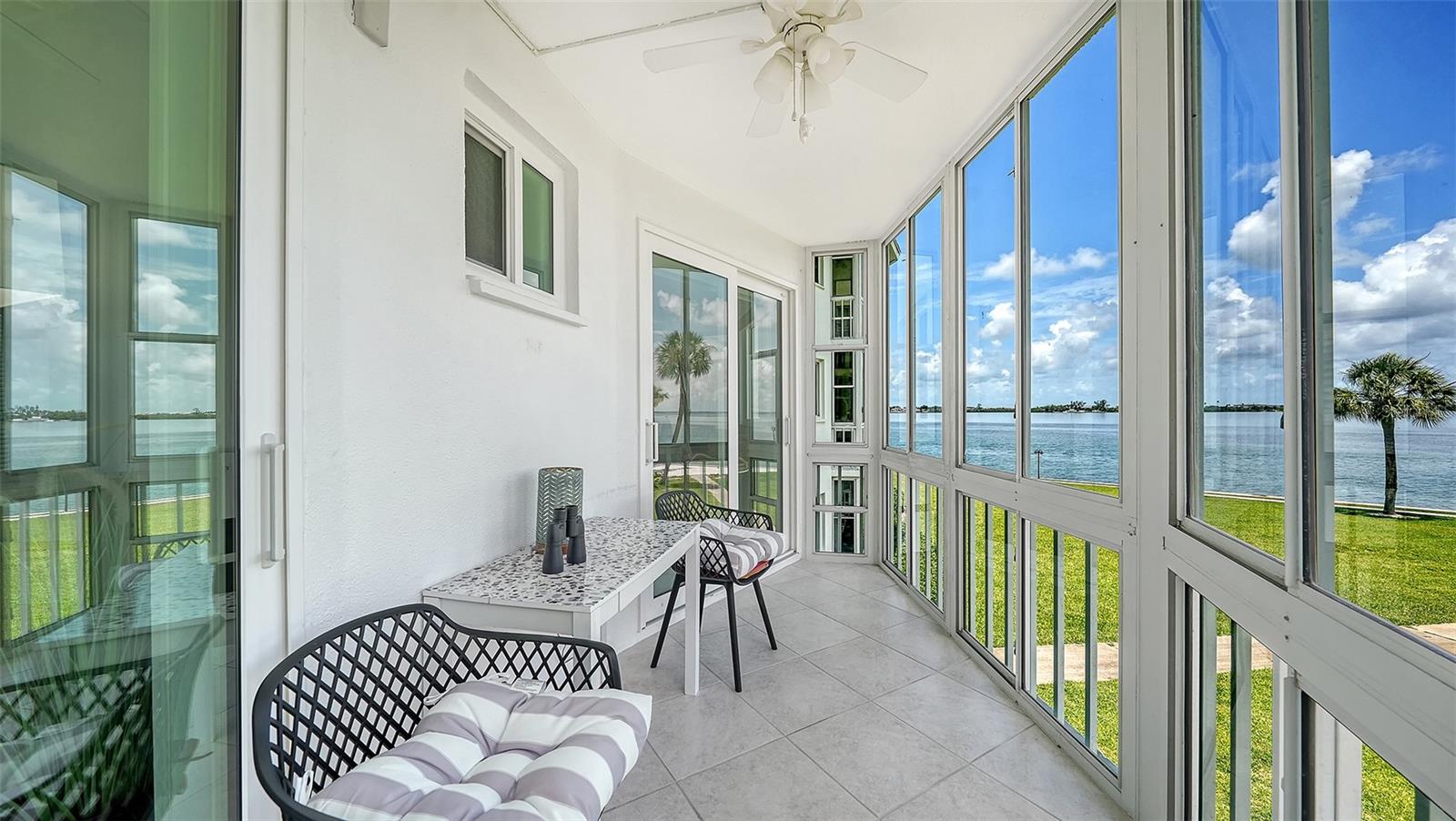 777 John Ringling Unit 24, Sarasota, FL 34236