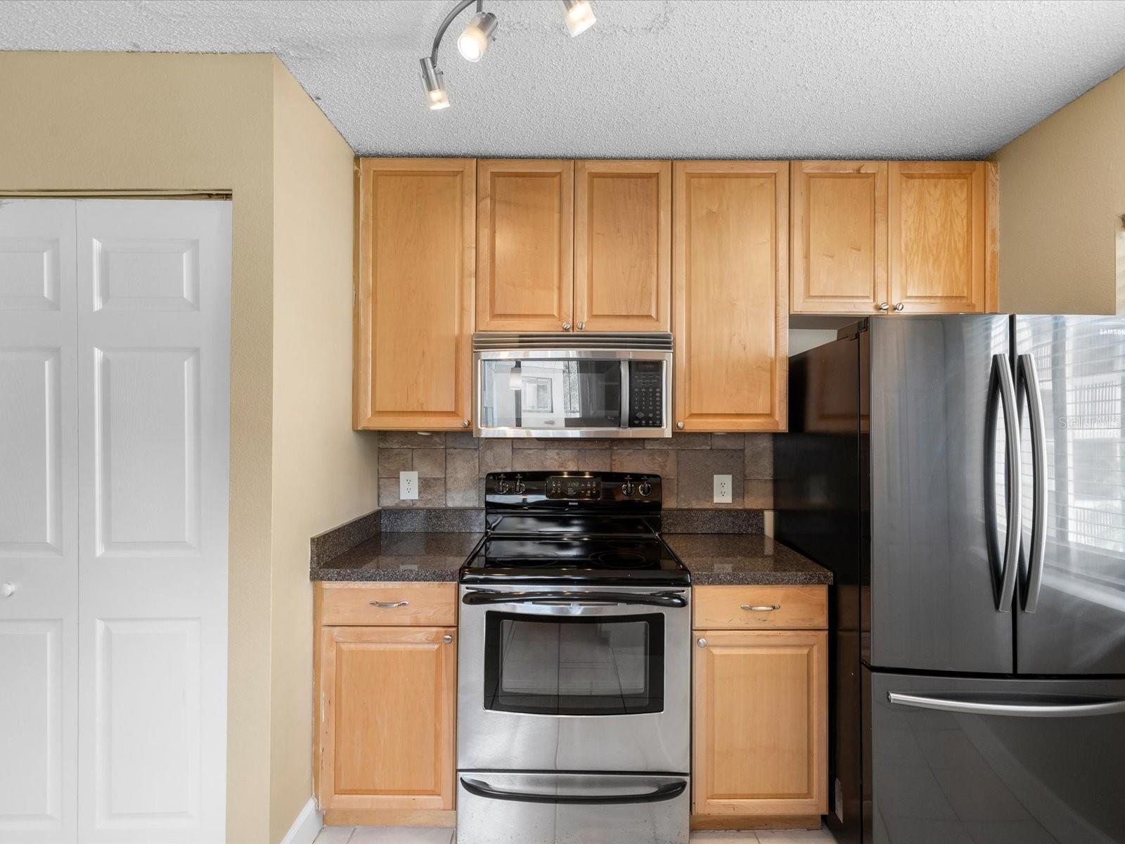 1550 Belcher Unit 421, Clearwater, FL 33764
