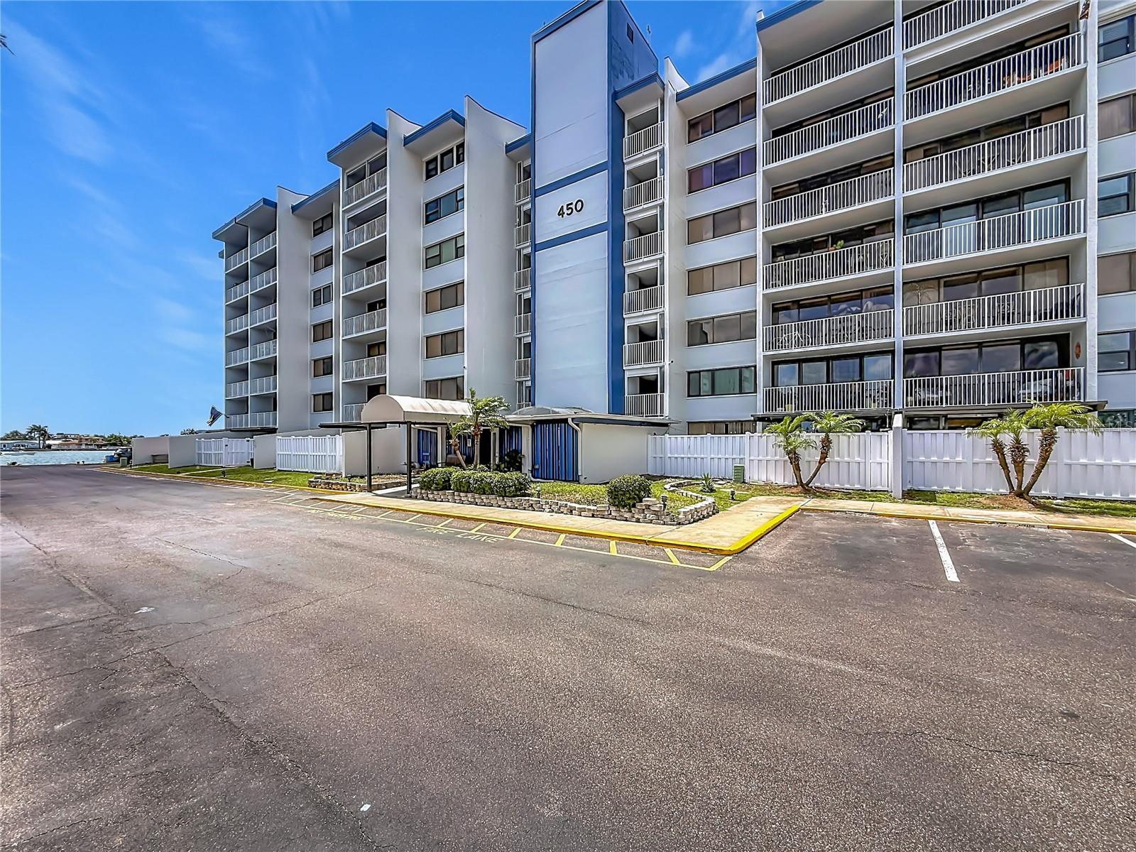 450 Treasure Island Unit 111, Treasure Island, FL 33706