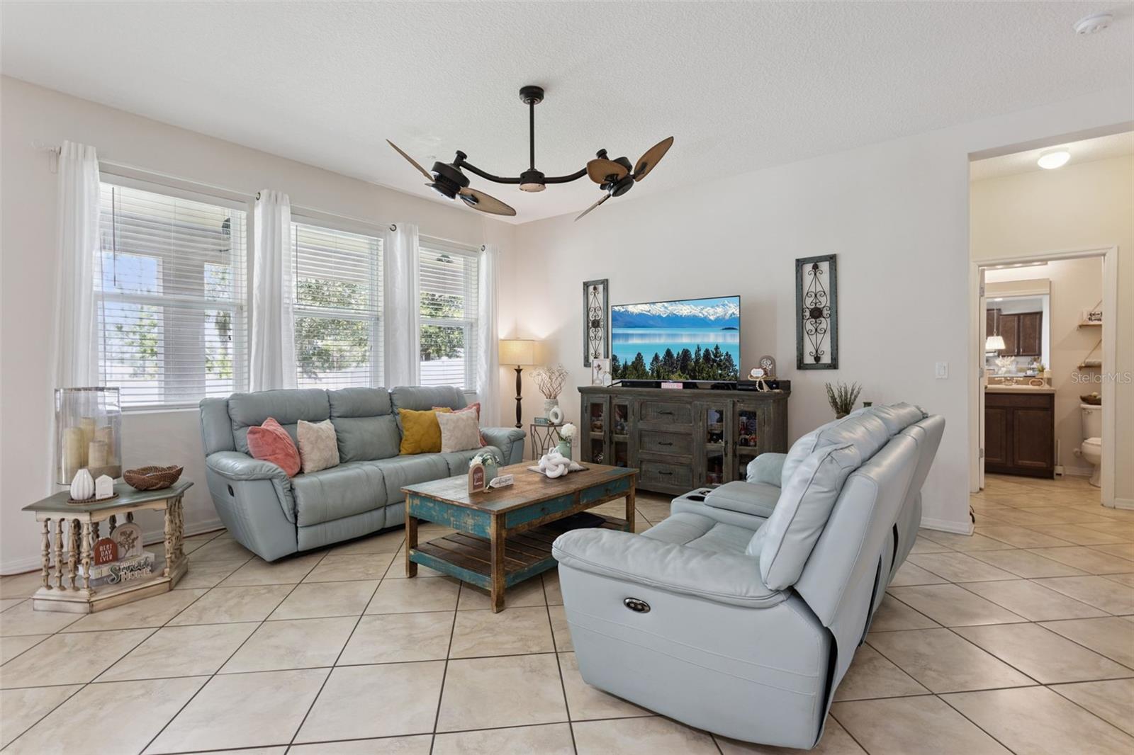 2514 Plumadore, Grand Island, FL 32735