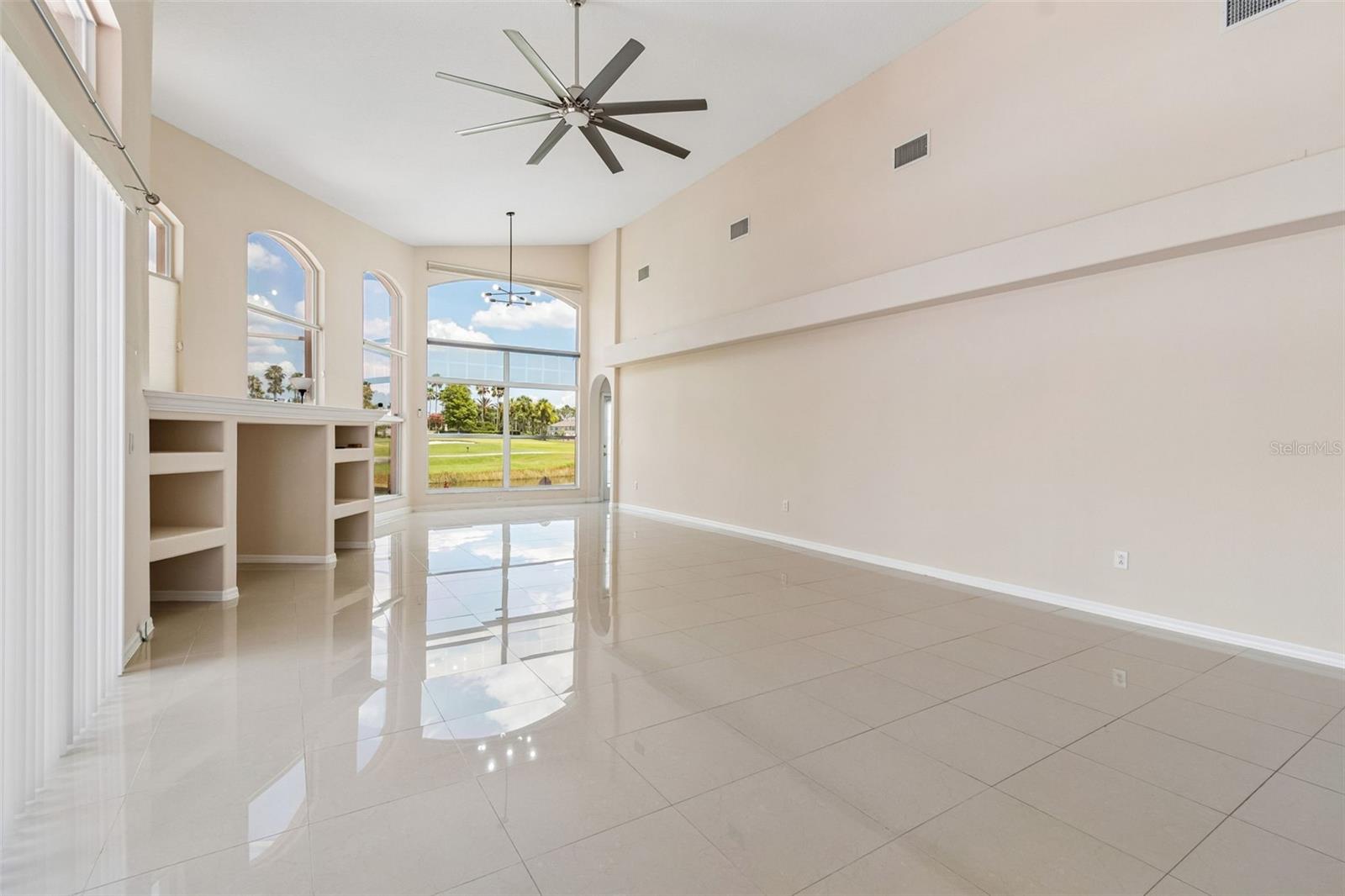 18107 Emerald Bay, Tampa, FL 33647