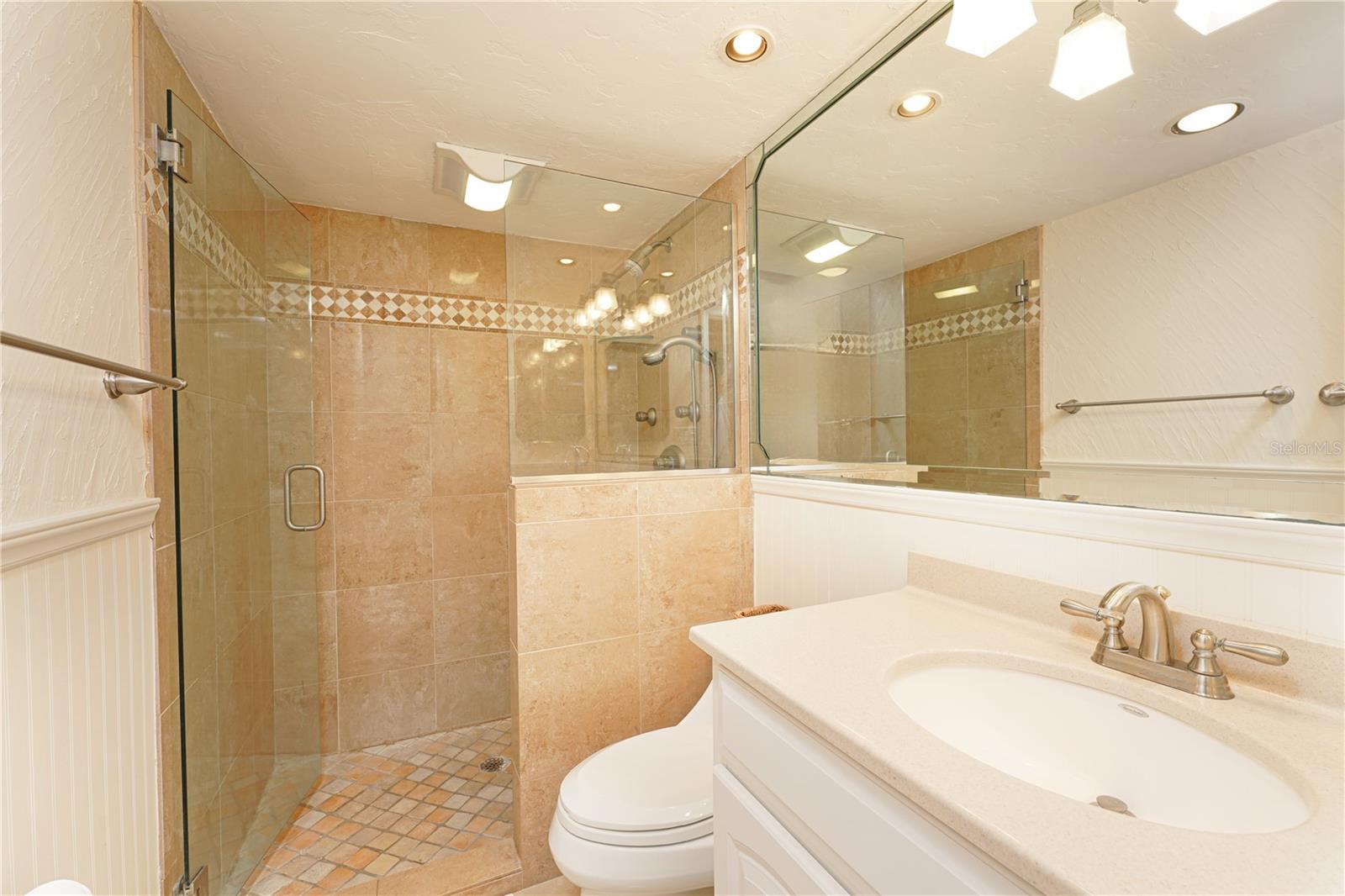 5600 Beach Way Dr Unit 213, Sarasota, FL 34242