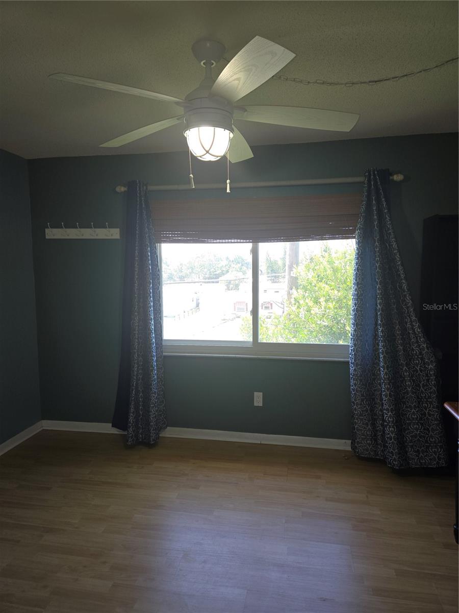 6400 46th Unit 305, Kenneth City, FL 33709