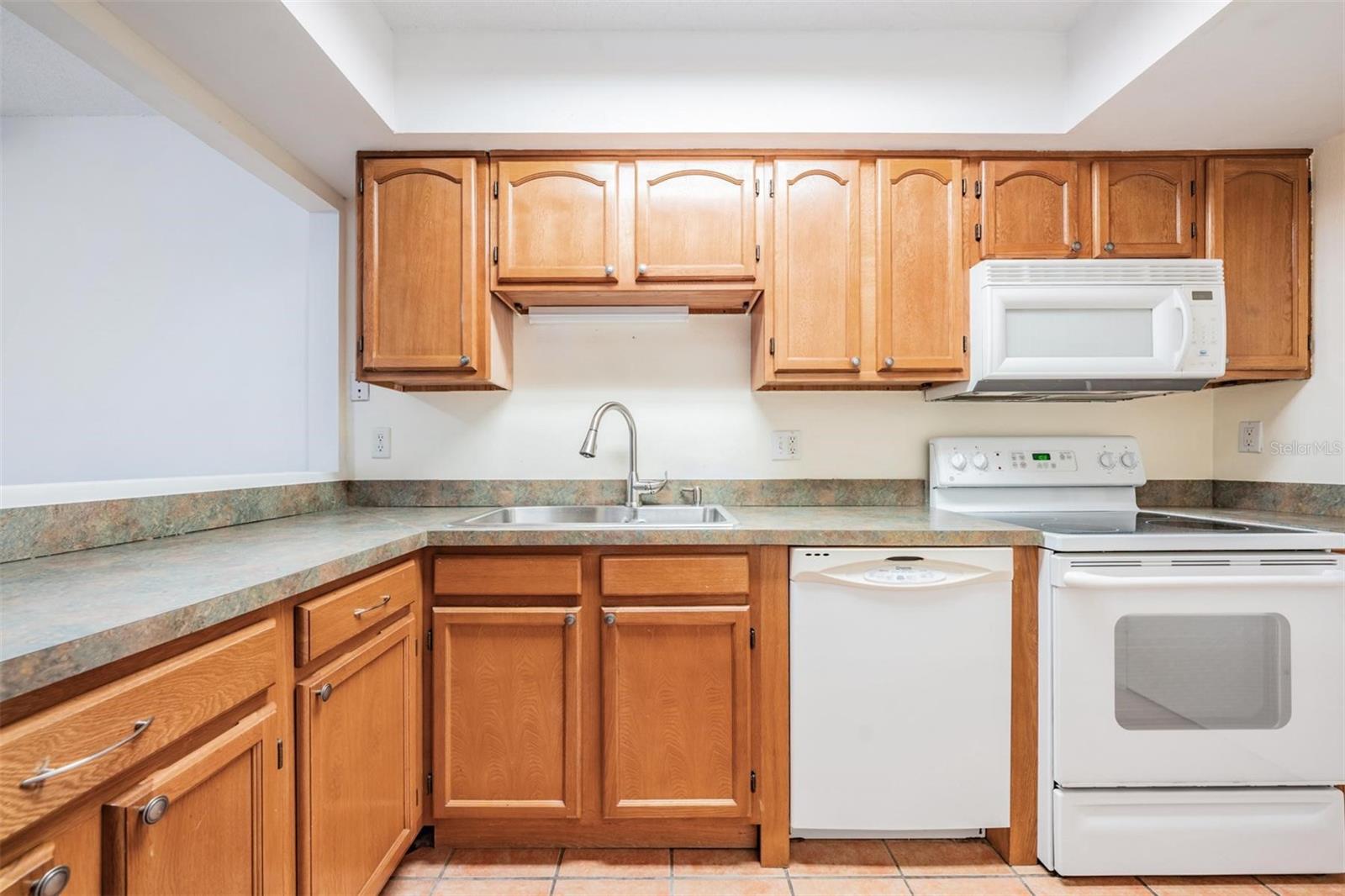 2936 Lichen Unit B, Clearwater, FL 33760