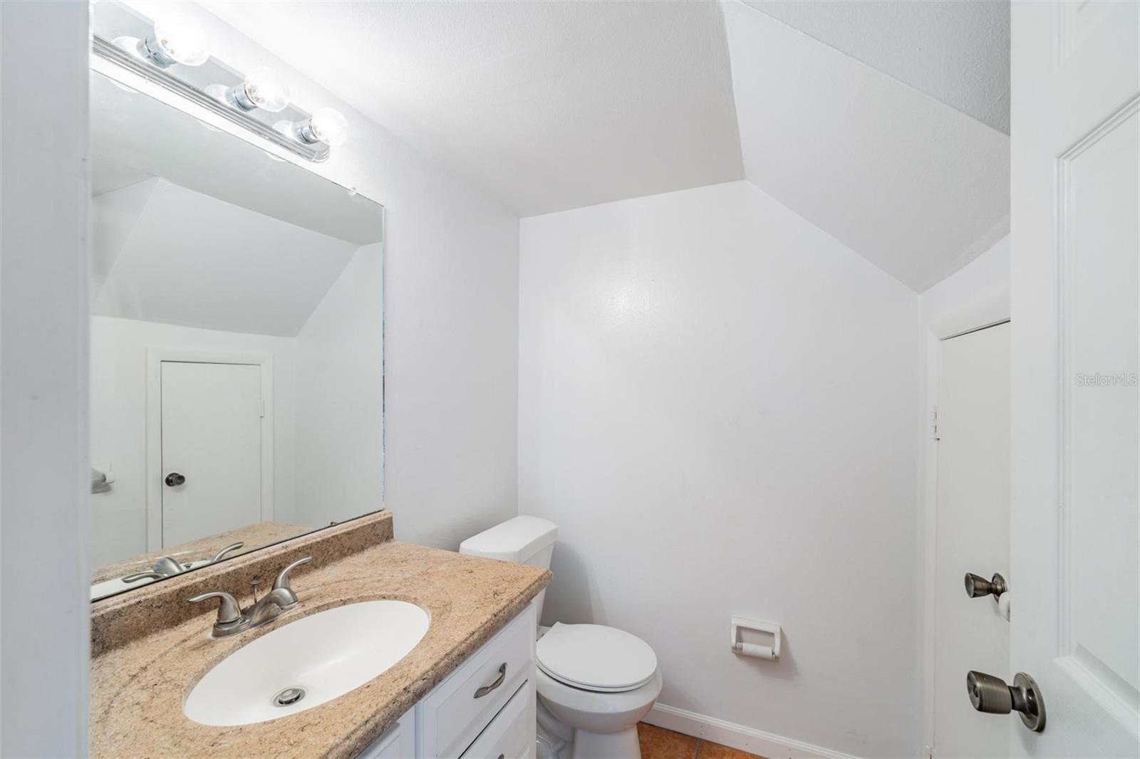 2936 Lichen Unit B, Clearwater, FL 33760