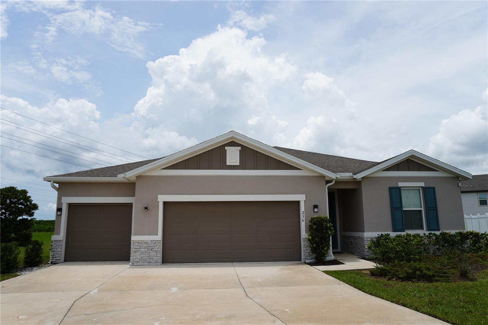 236 Hillcrest, Dundee, FL 33838