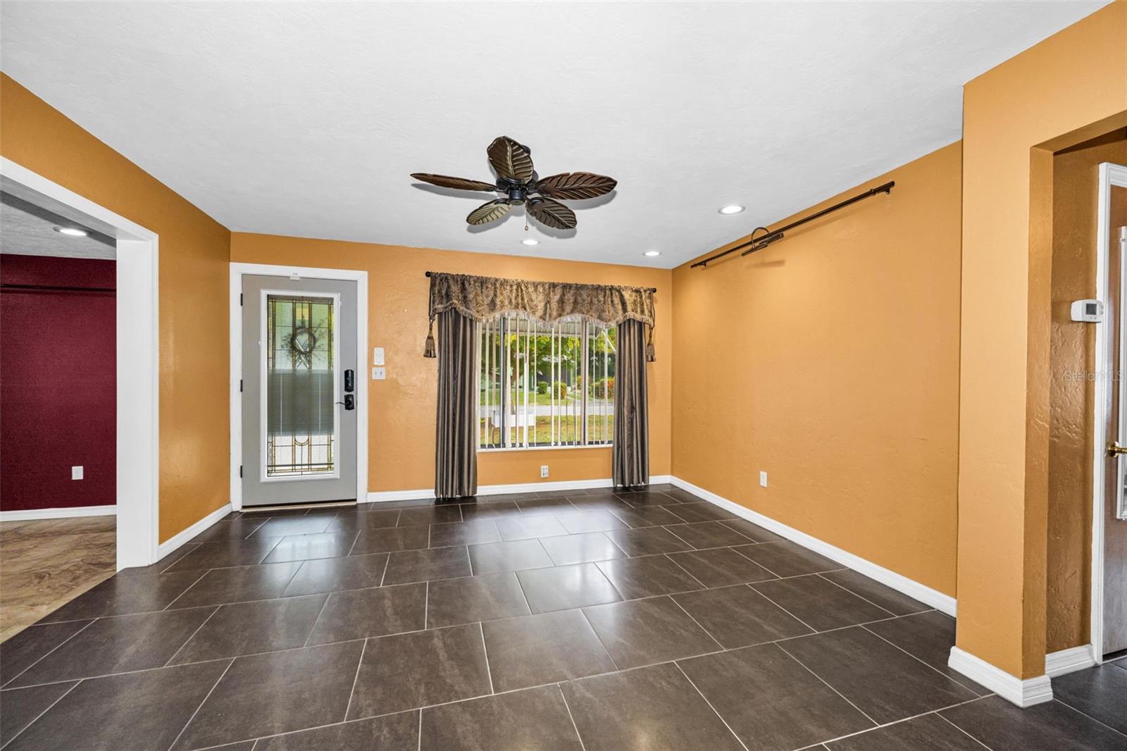 6701 Orchard, St Petersburg, FL 33702