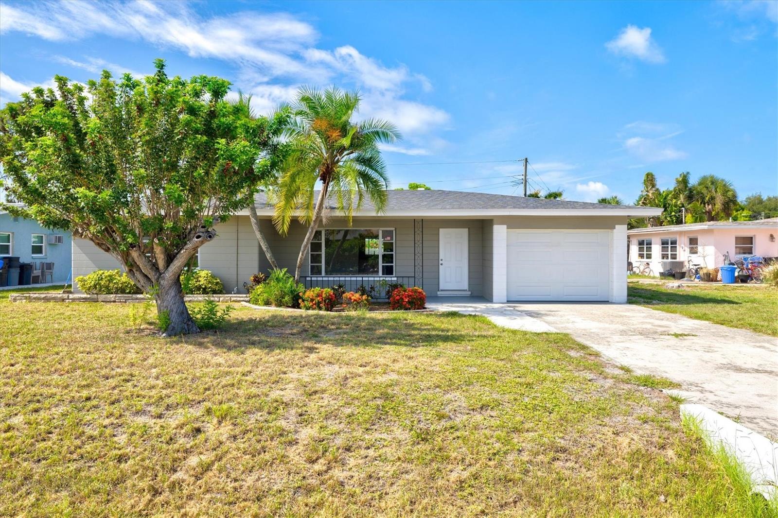 106 Aurora, Venice, FL 34285