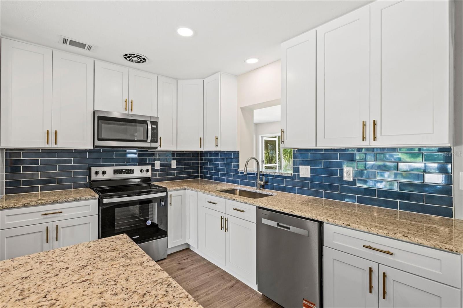 106 Aurora, Venice, FL 34285