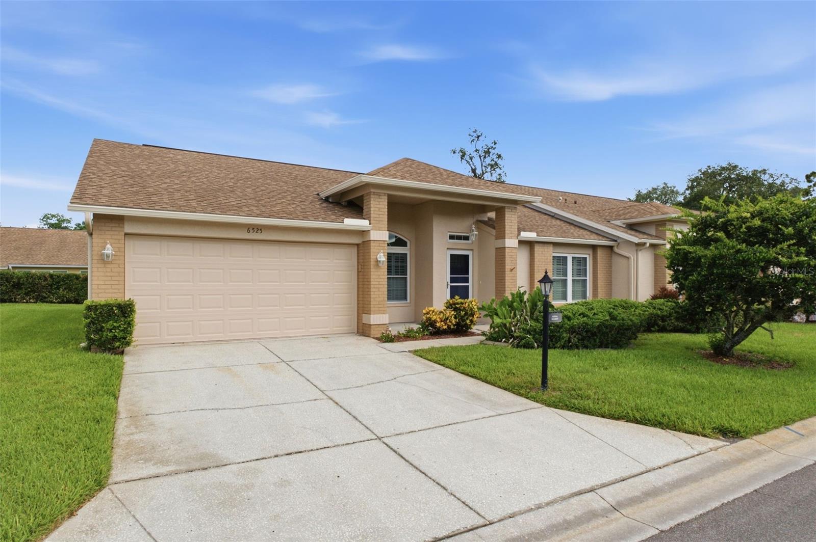 6525 Pine Walk, New Port Richey, FL 34655