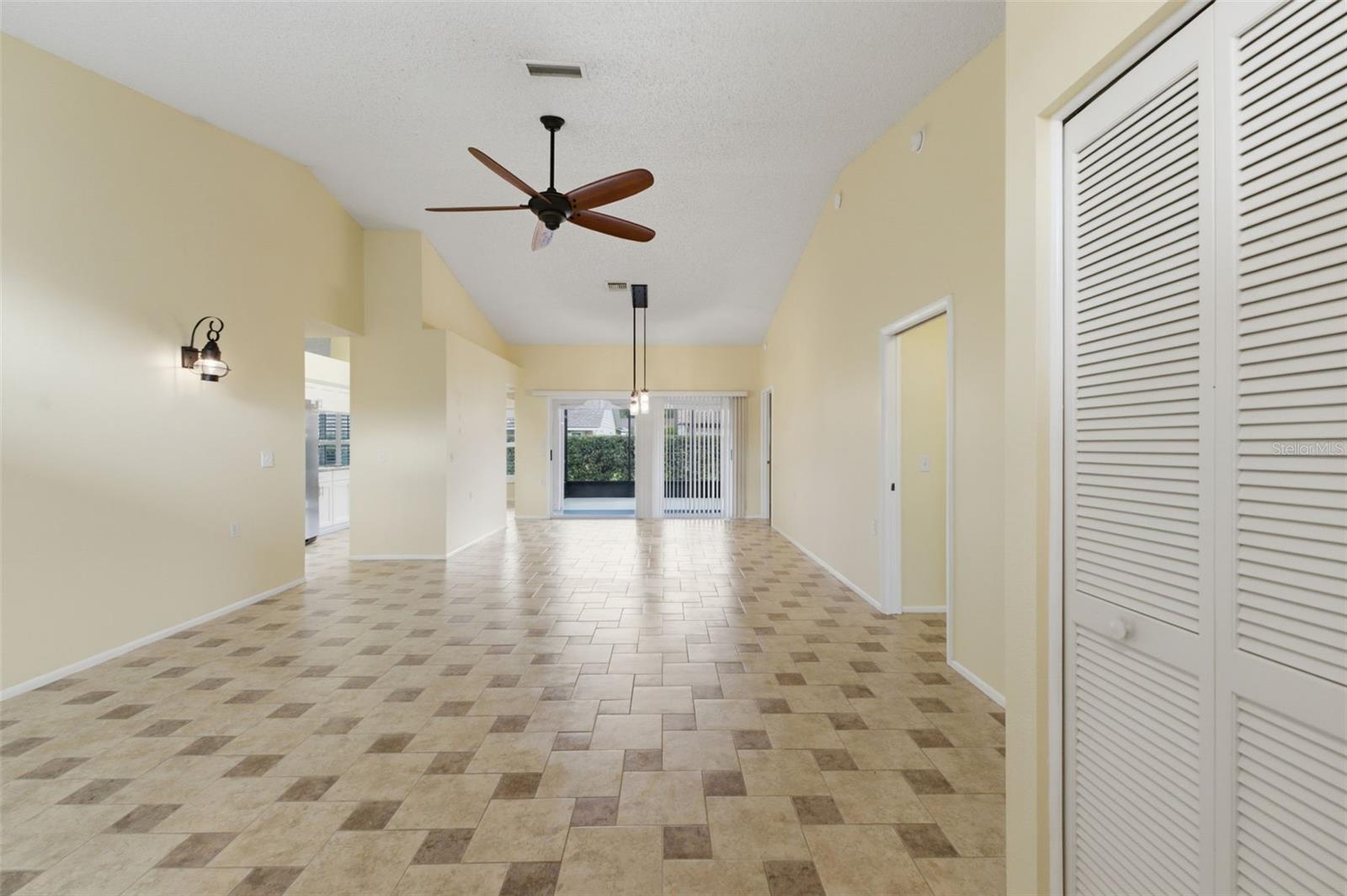 6525 Pine Walk, New Port Richey, FL 34655