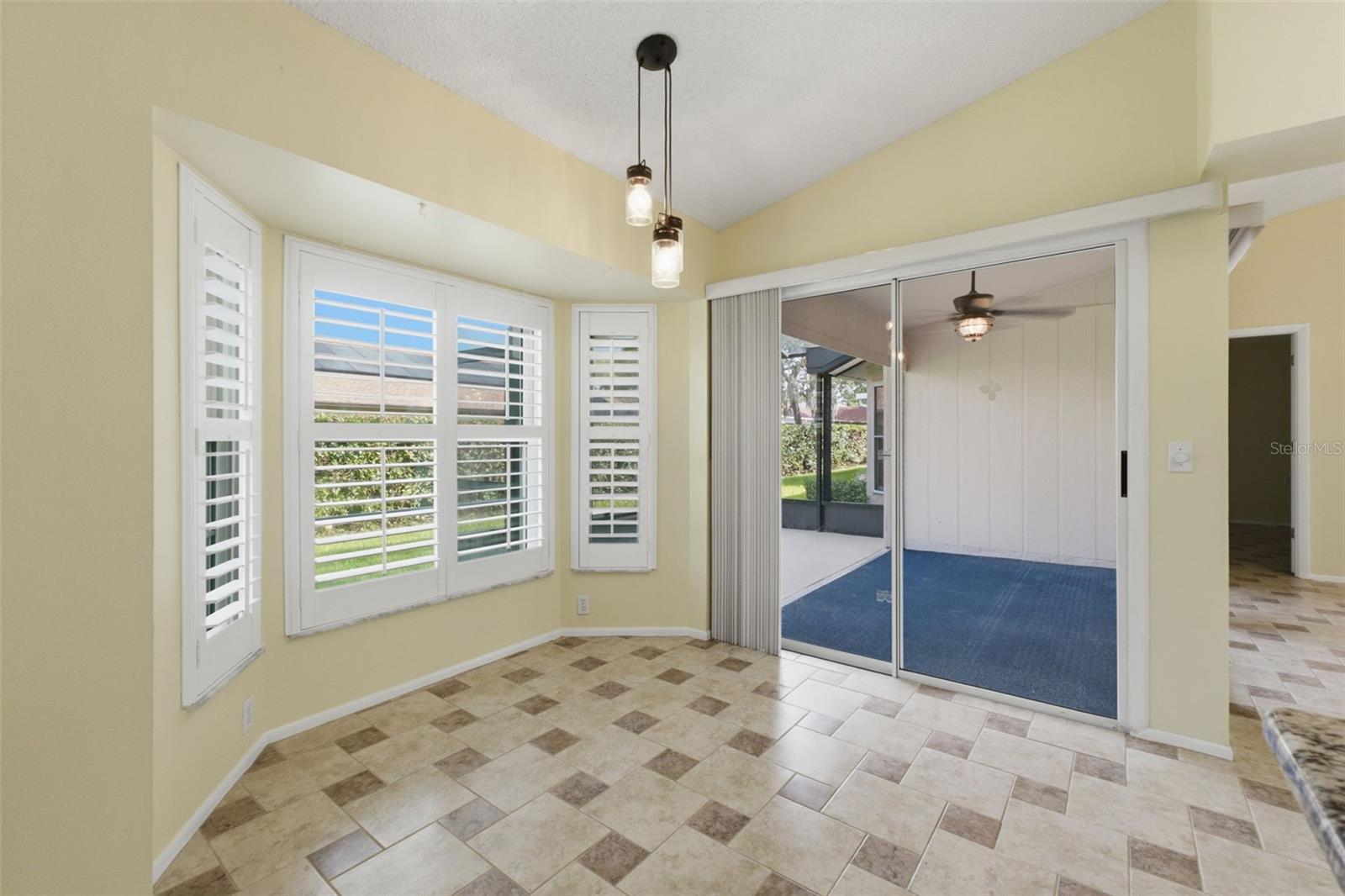 6525 Pine Walk, New Port Richey, FL 34655