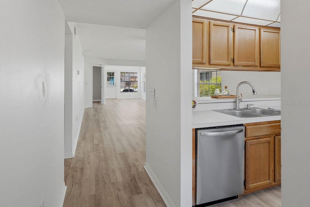2400 Winding Creek Unit 20a-109, Clearwater, FL 33761