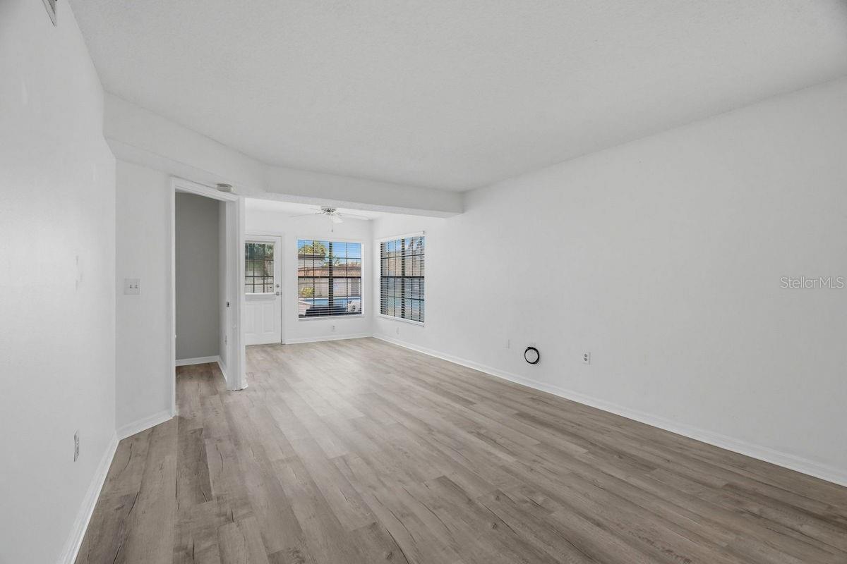 2400 Winding Creek Unit 20a-109, Clearwater, FL 33761