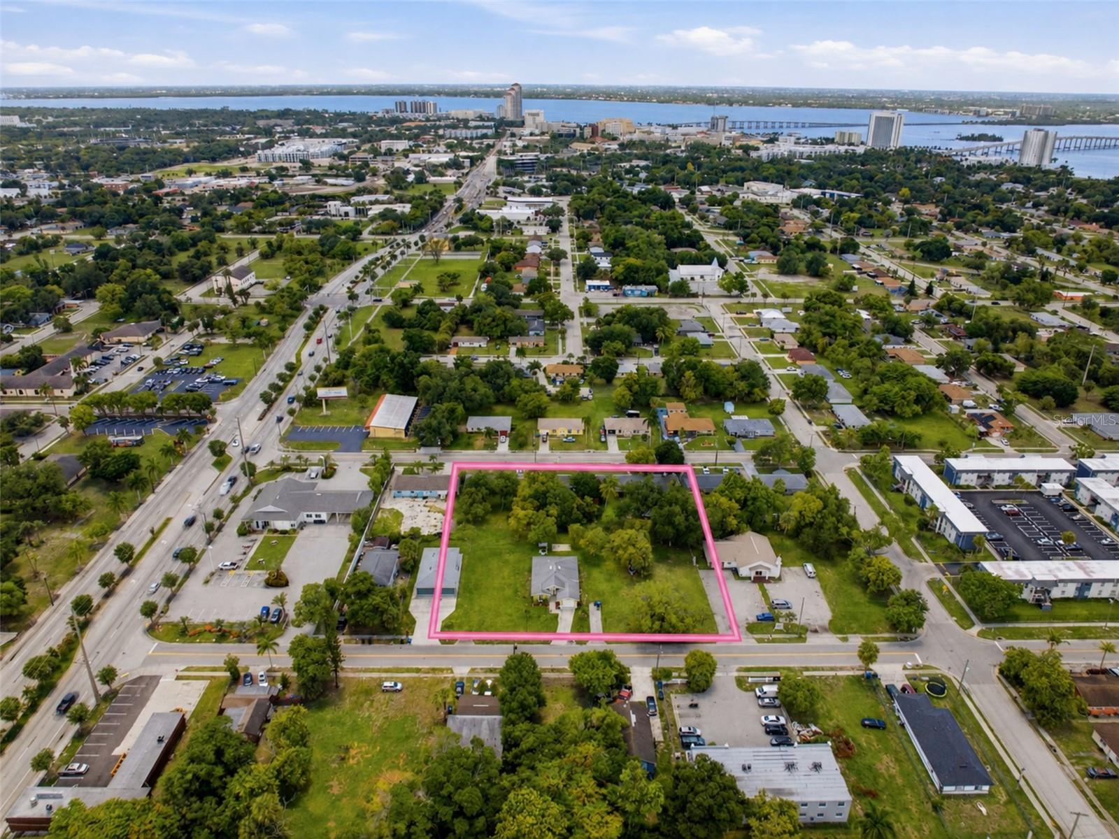 1938 Lillie, Fort Myers, FL 33916