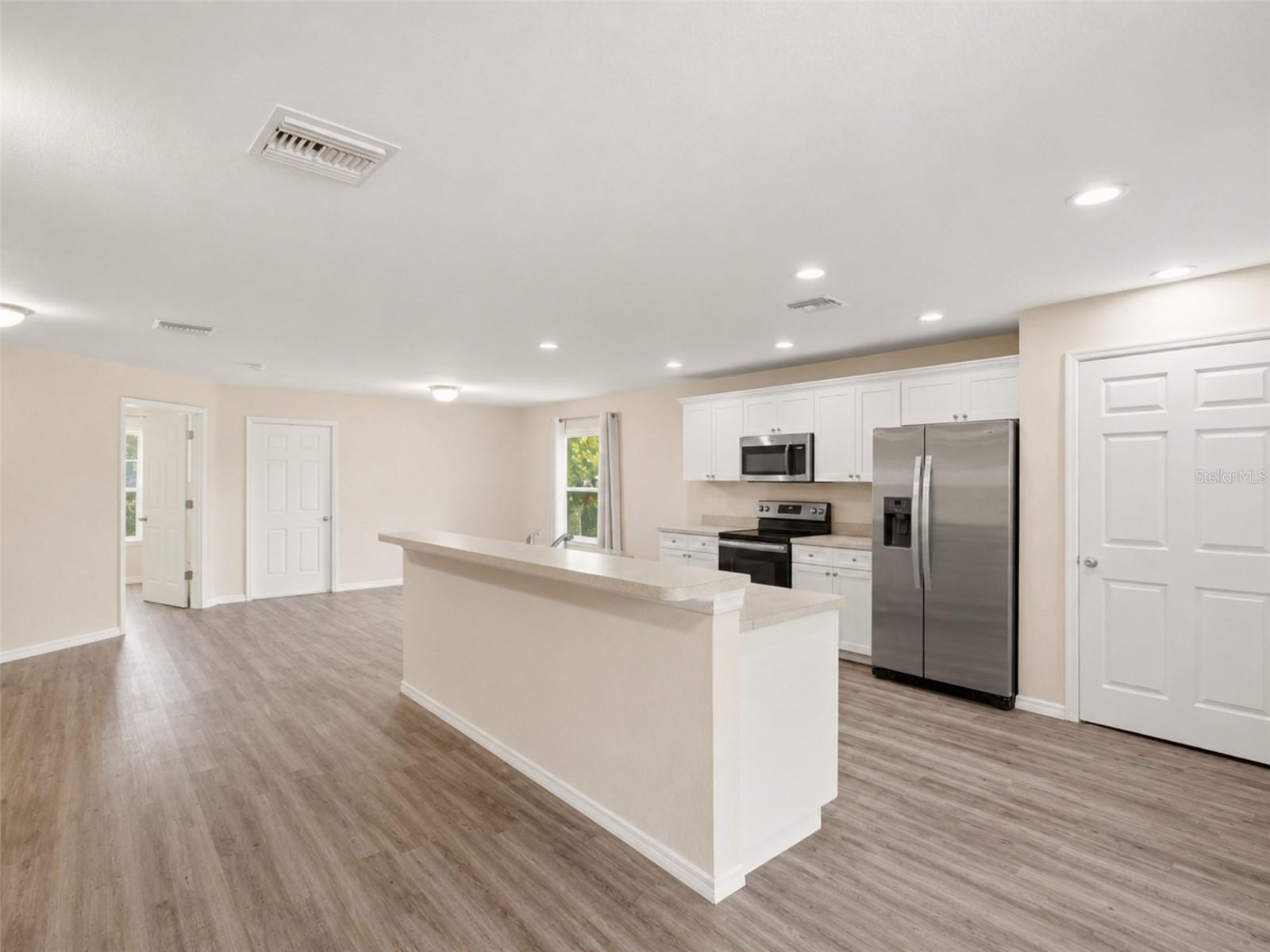 1938 Lillie, Fort Myers, FL 33916