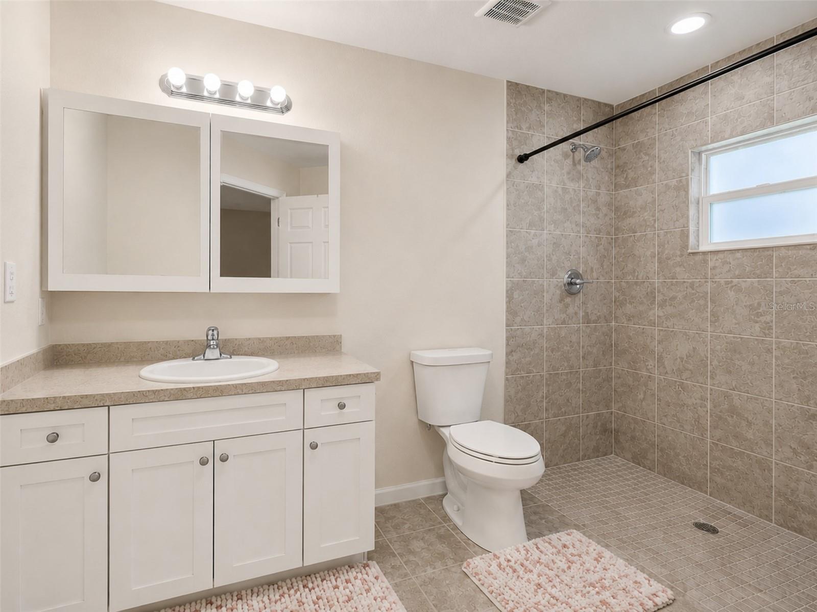 1938 Lillie, Fort Myers, FL 33916