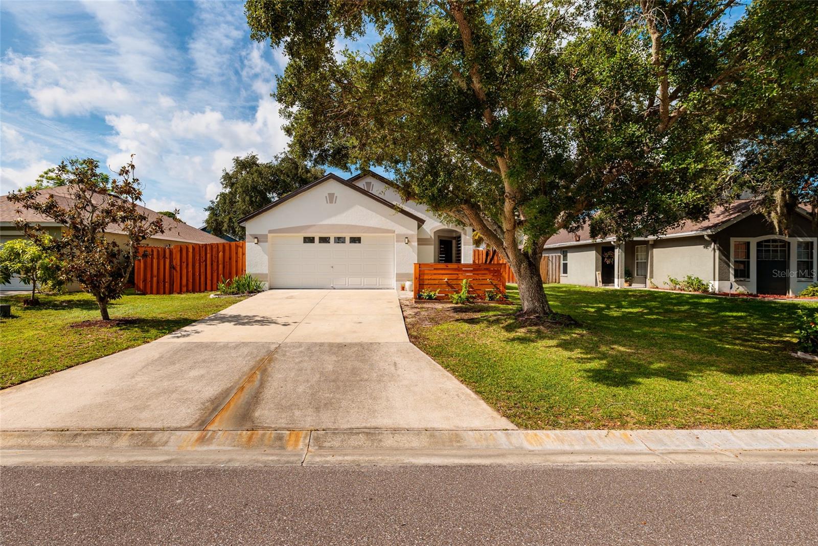 4909 70th, Palmetto, FL 34221