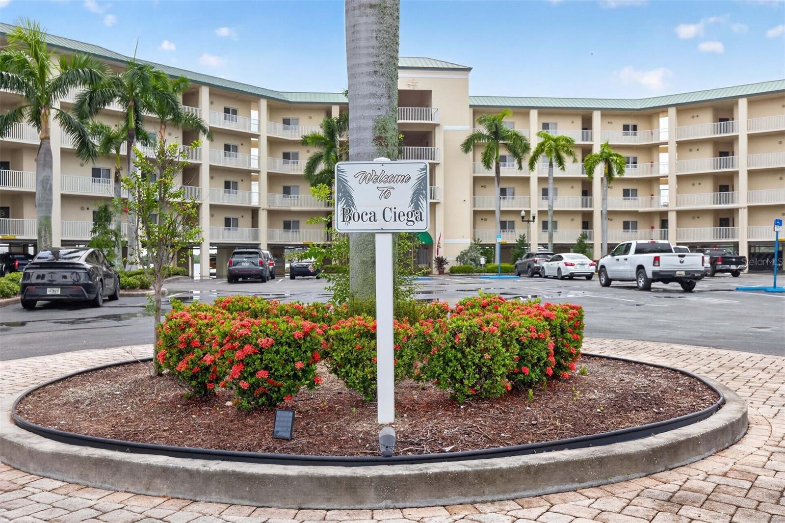 8800 Bay Pines Unit 216, St Petersburg, FL 33709