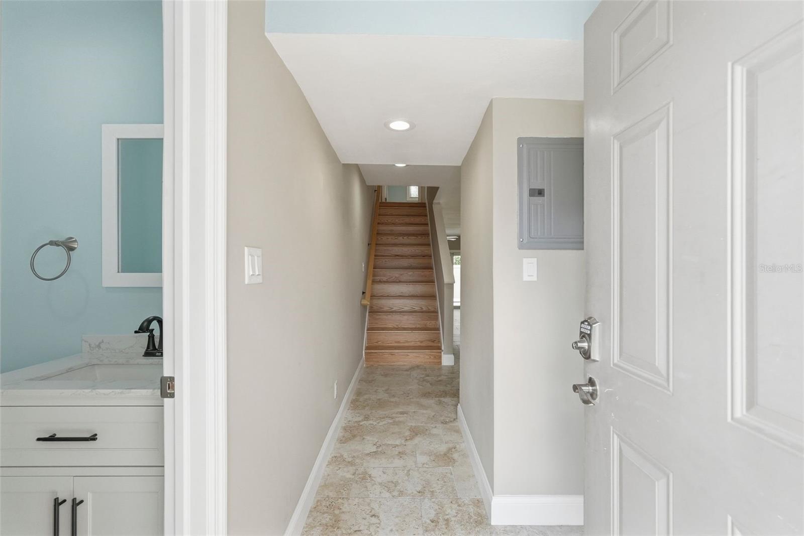 3120 Beach Unit 1, St Petersburg, FL 33707