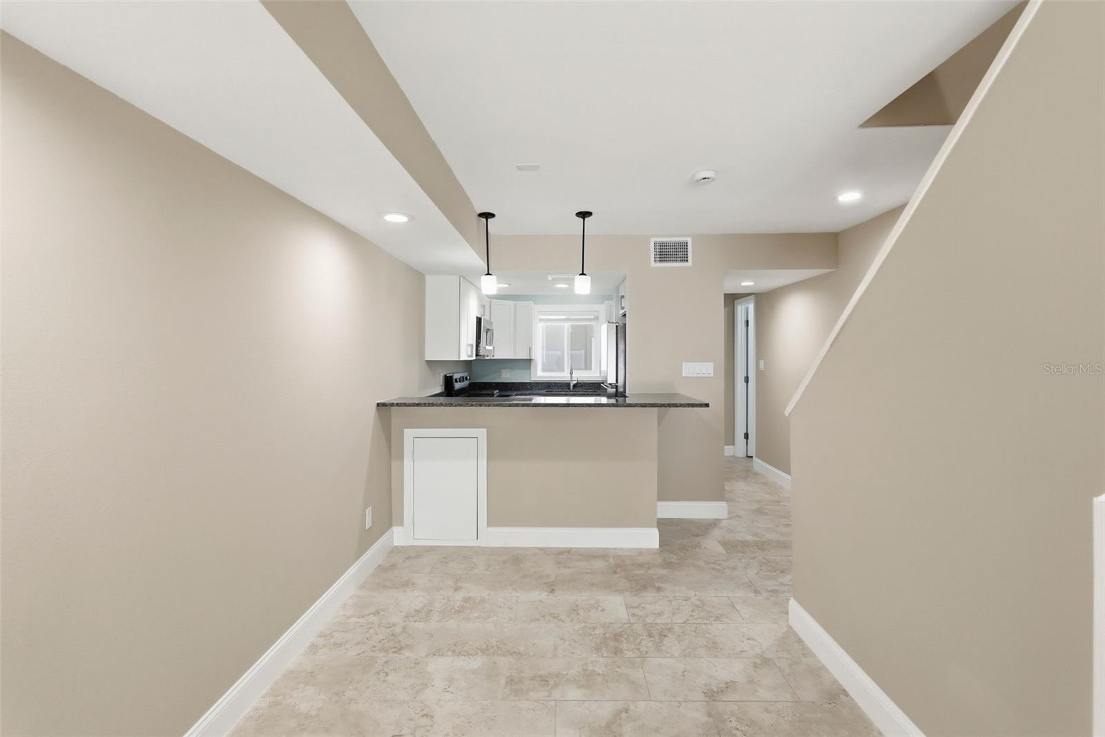 3120 Beach Unit 1, St Petersburg, FL 33707