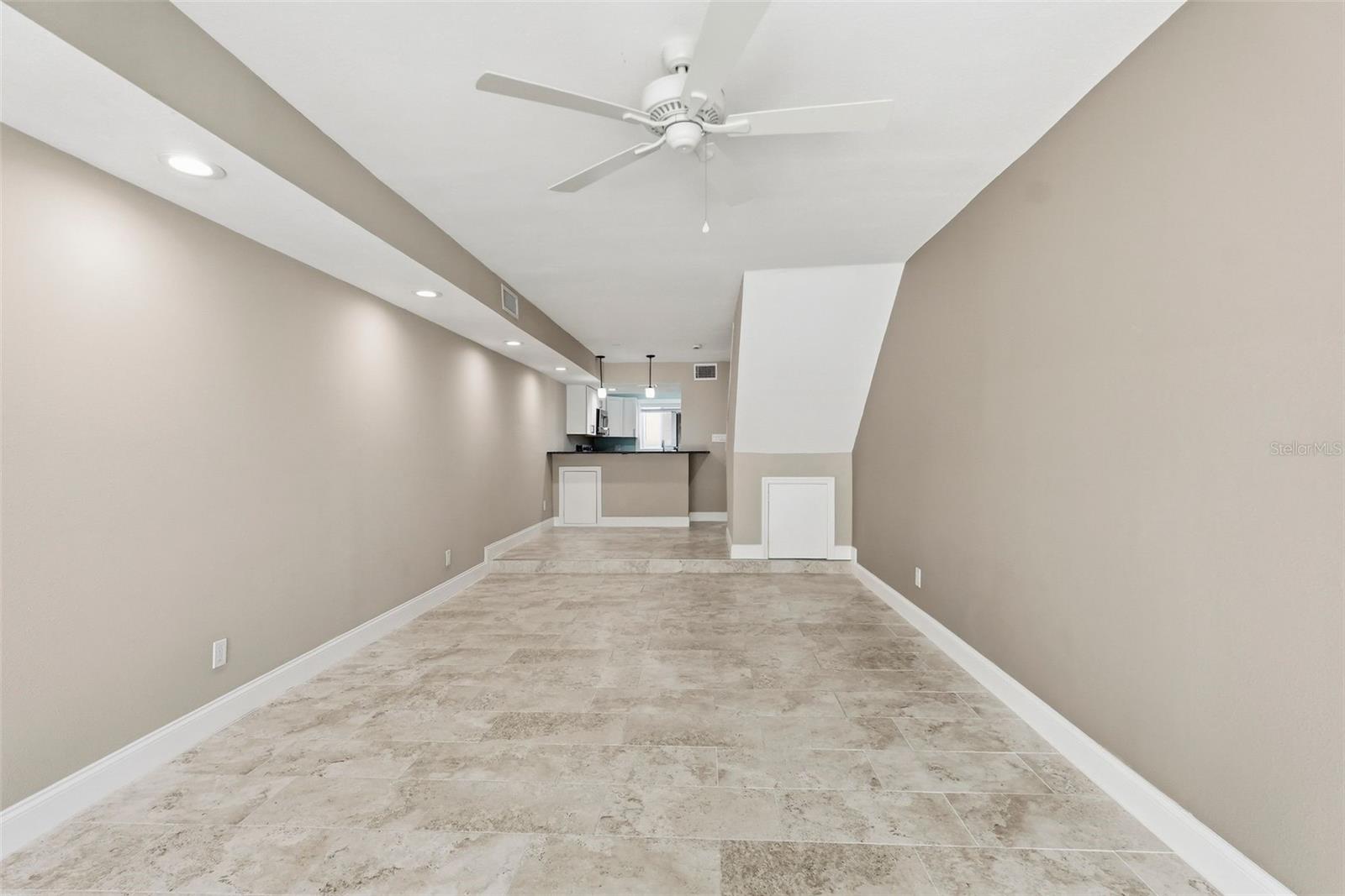 3120 Beach Unit 1, St Petersburg, FL 33707
