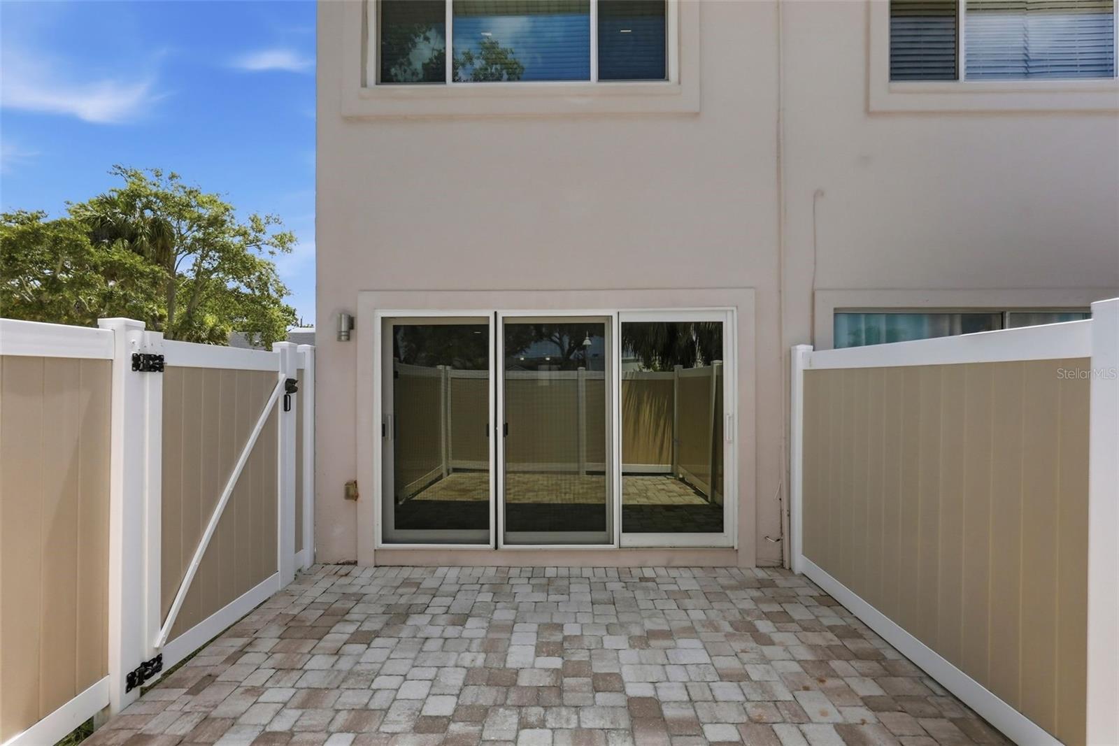 3120 Beach Unit 1, St Petersburg, FL 33707