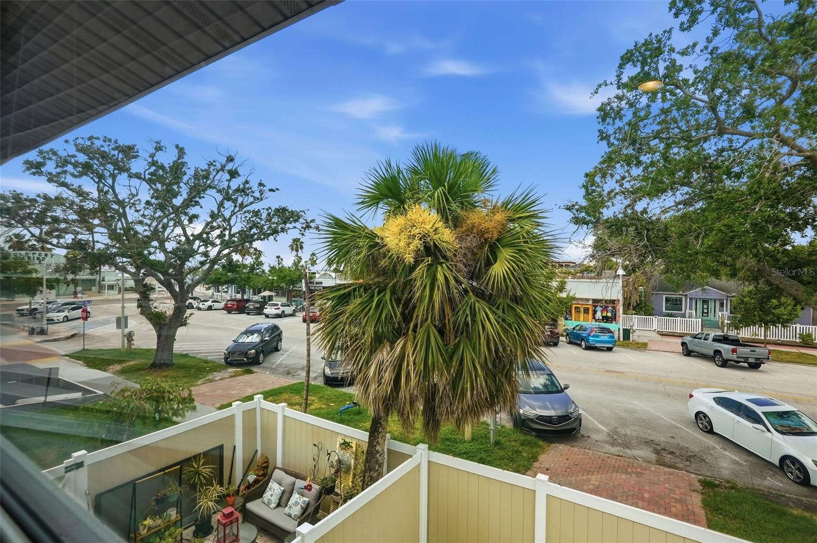 3120 Beach Unit 1, St Petersburg, FL 33707