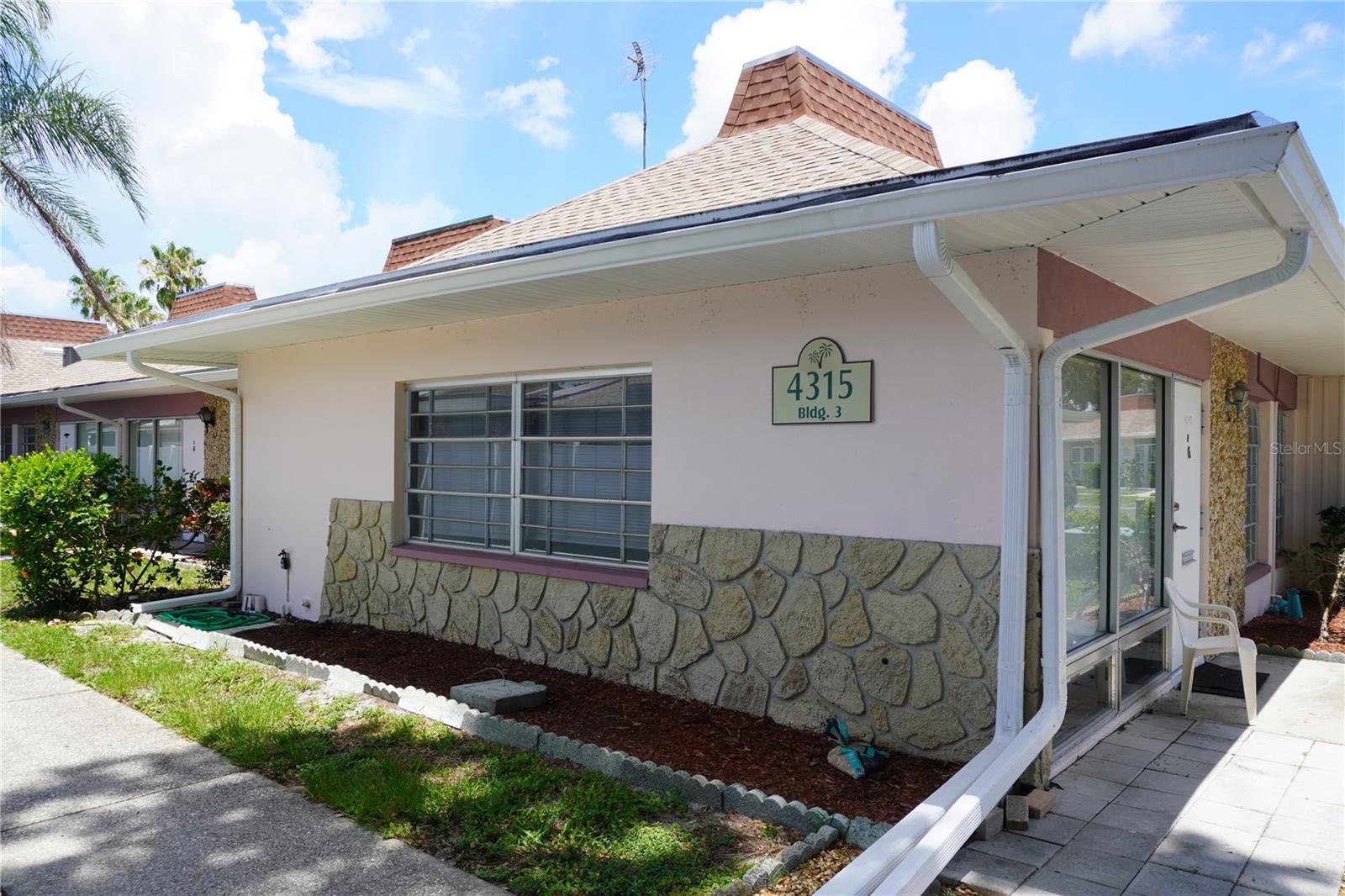 4315 Tahitian Gardens Unit H, Holiday, FL 34691
