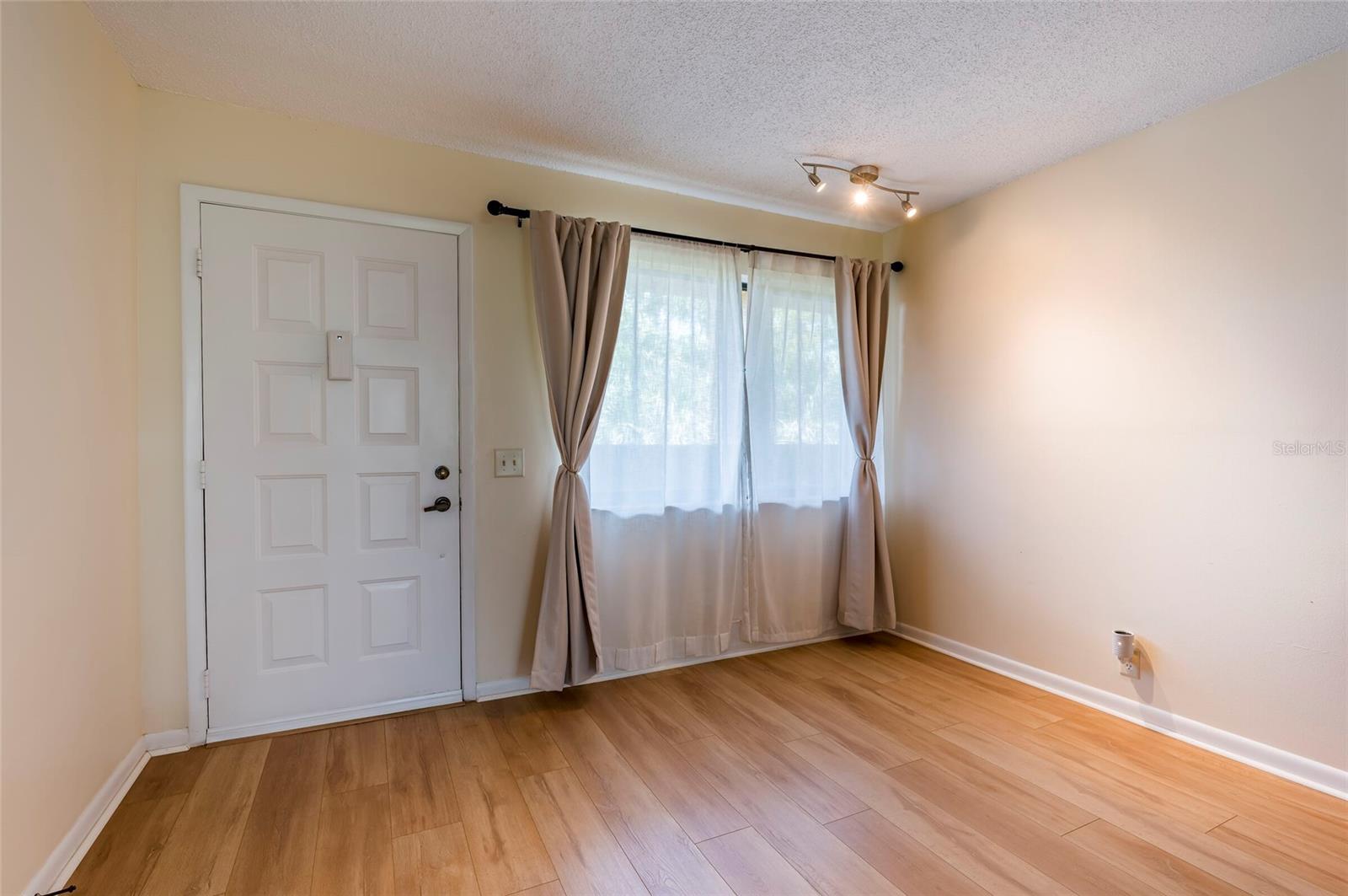 3062 Eastland Unit 406, Clearwater, FL 33761