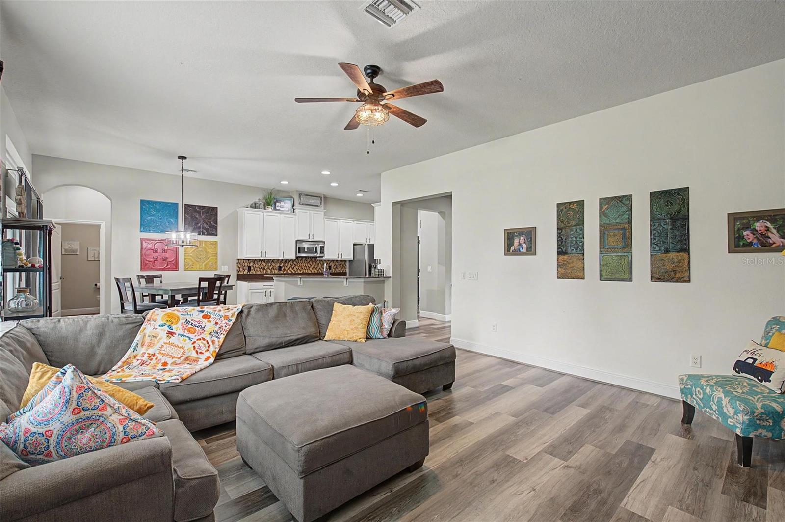 2622 Red Fern, Dover, FL 33527
