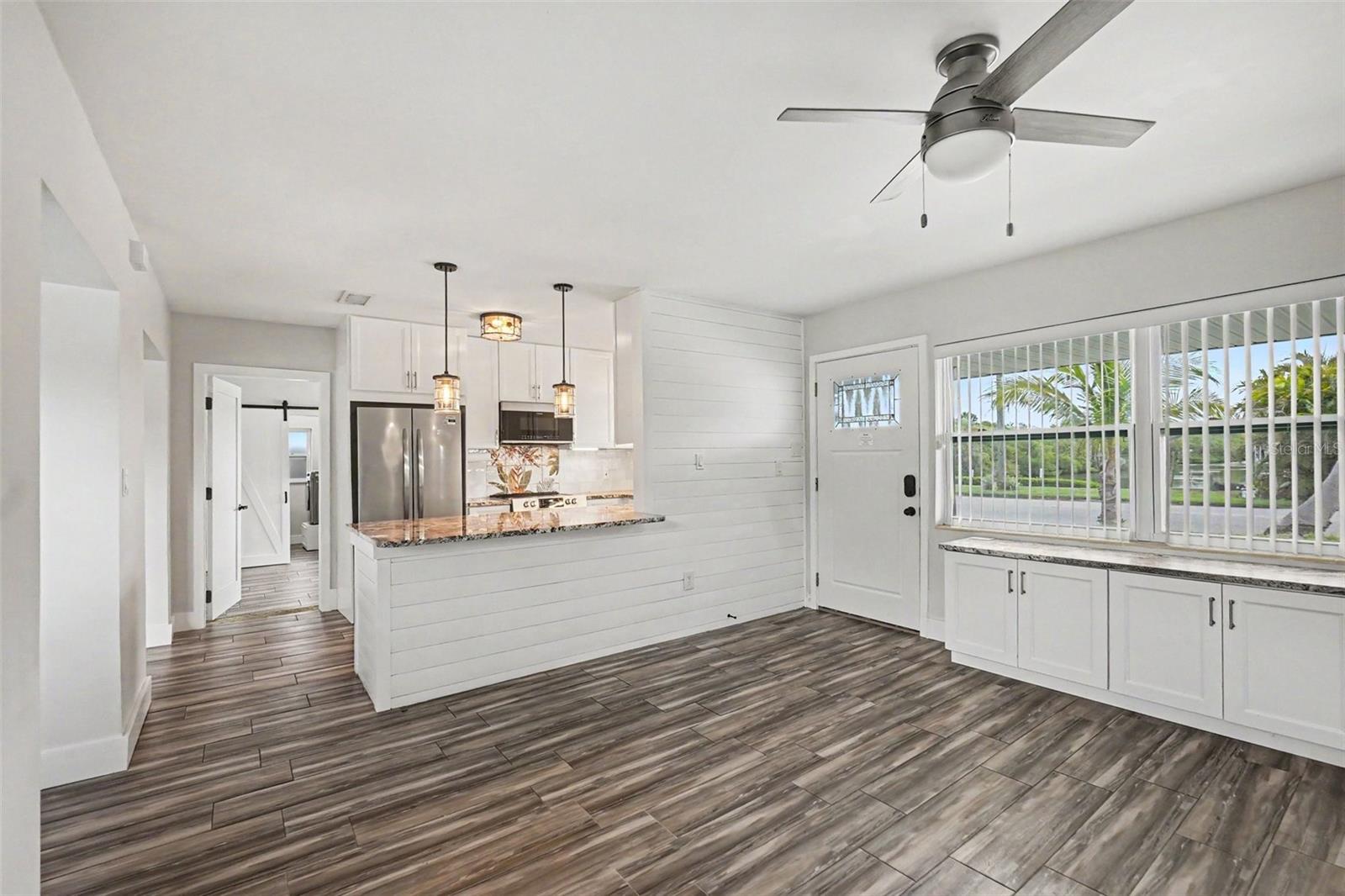 2009 Tarpon, Palmetto, FL 34221