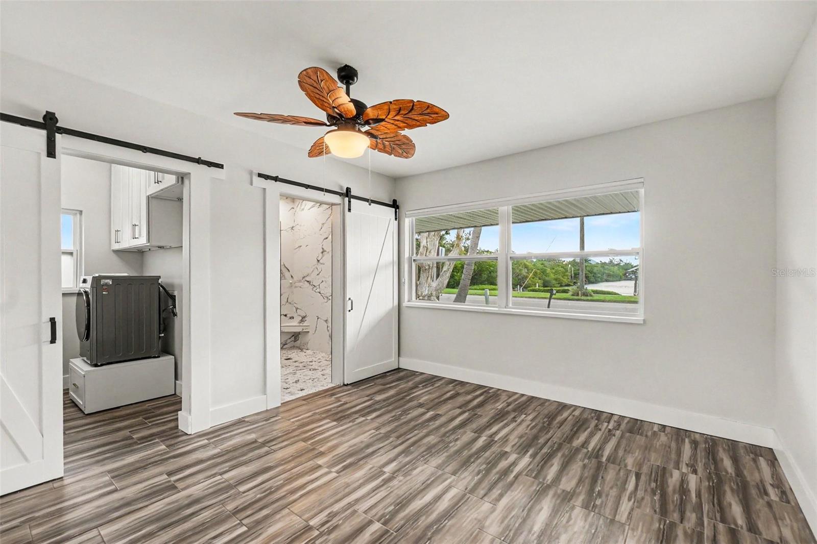2009 Tarpon, Palmetto, FL 34221