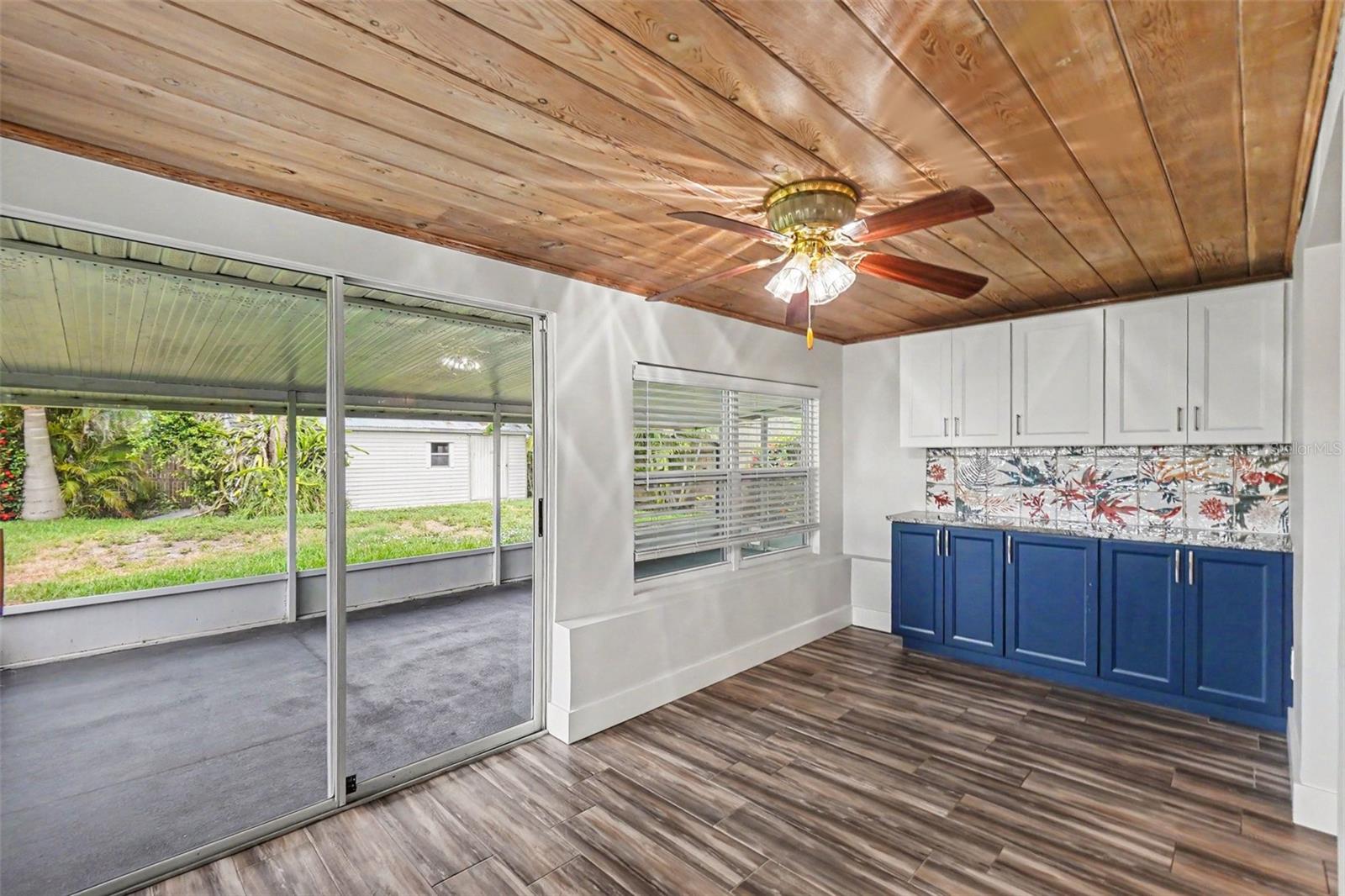 2009 Tarpon, Palmetto, FL 34221