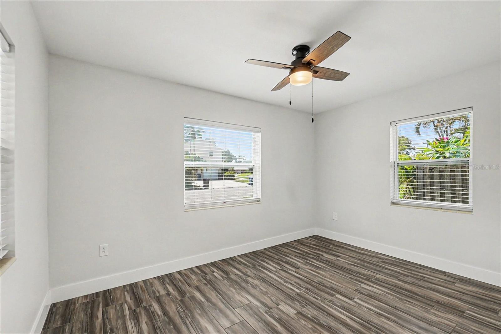 2009 Tarpon, Palmetto, FL 34221
