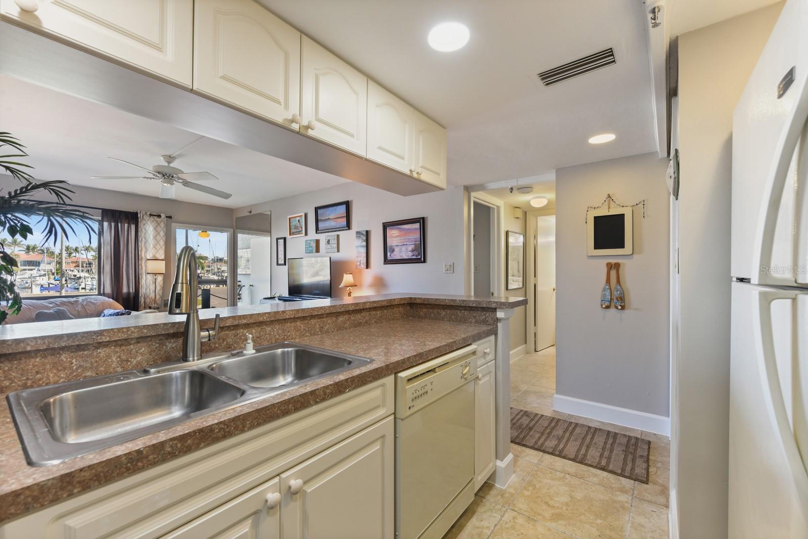 3170 Matecumbe Key Unit 112, Punta Gorda, FL 33955