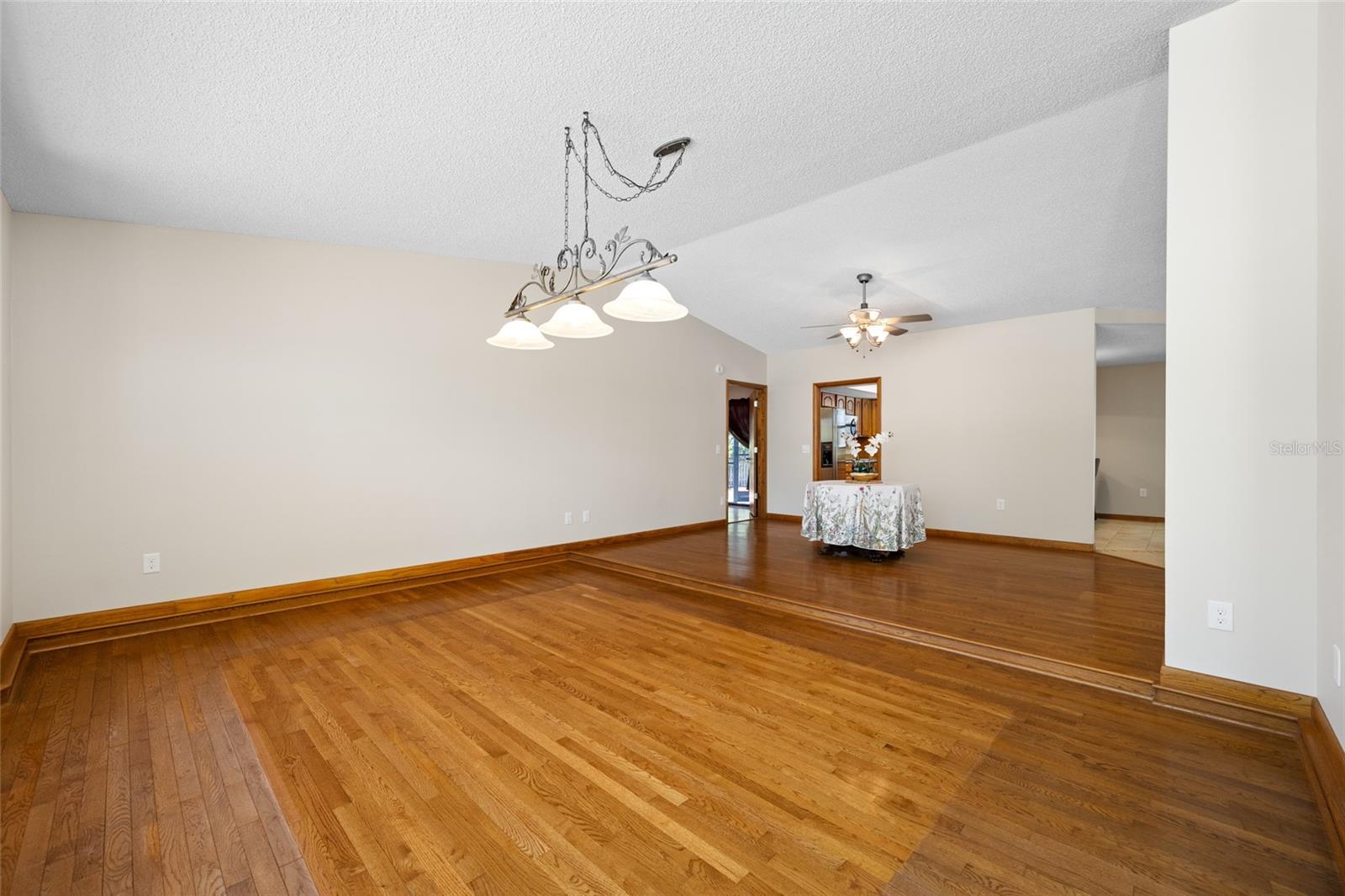 2409 Osprey, Palm Harbor, FL 34683