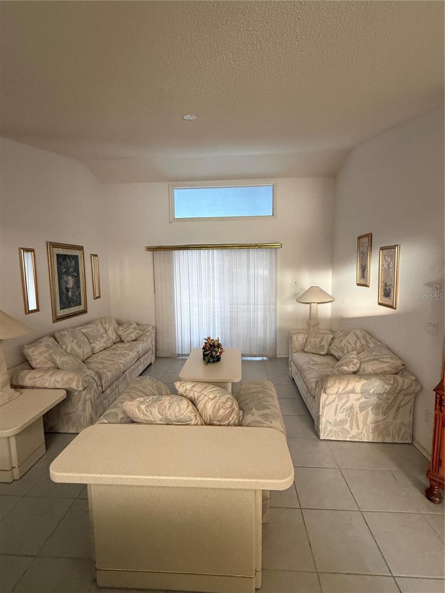 4675 32nd, Bradenton, FL 34203