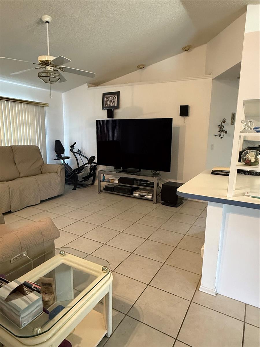 4675 32nd, Bradenton, FL 34203