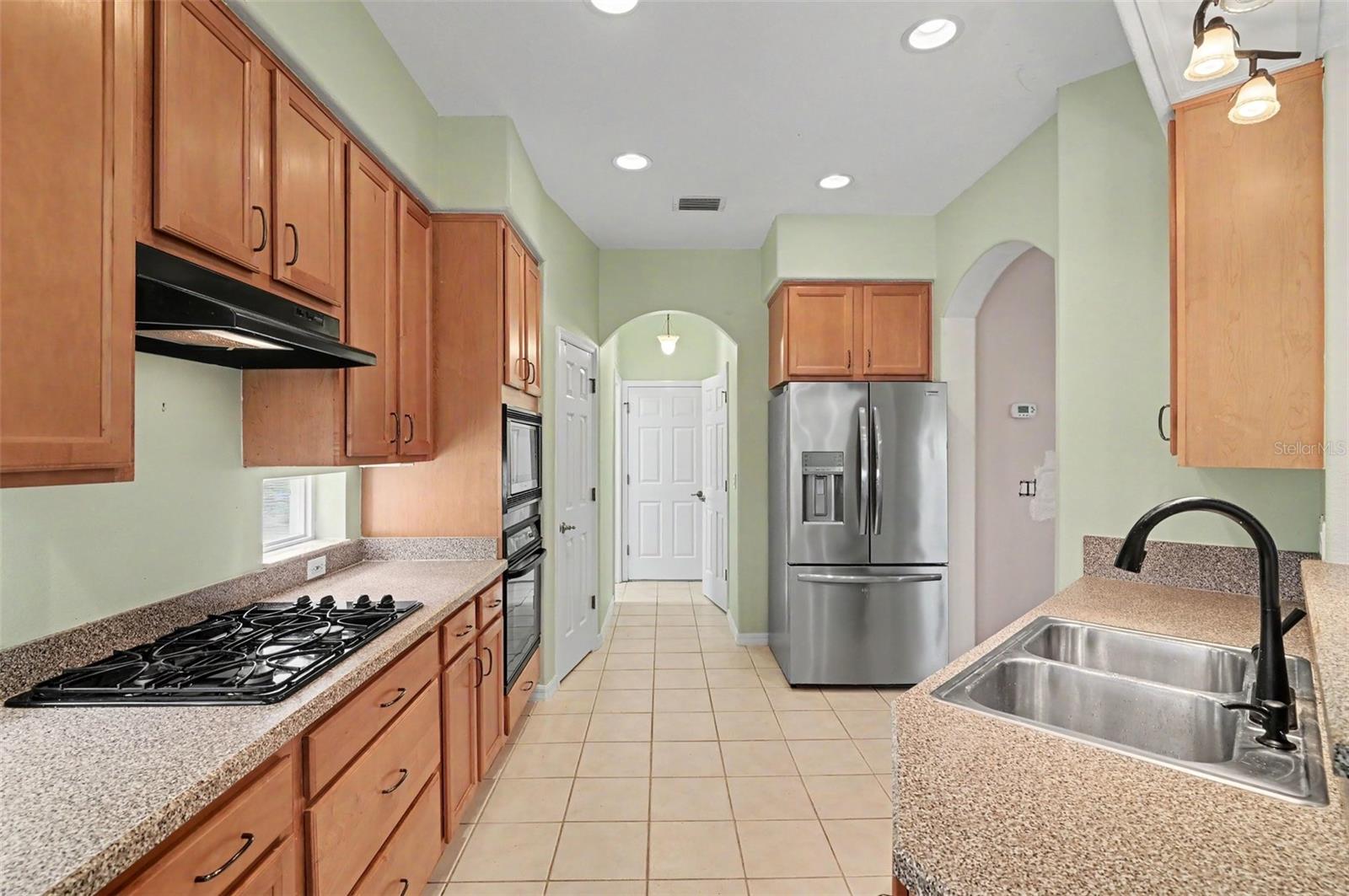 2852 Cape Horn, Tavares, FL 32778