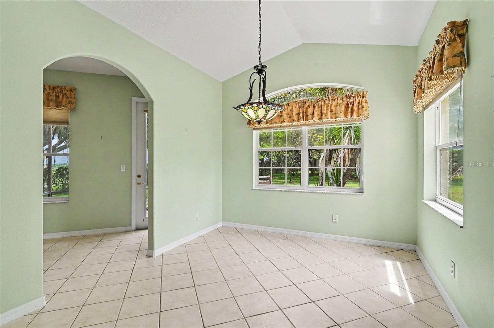 2852 Cape Horn, Tavares, FL 32778