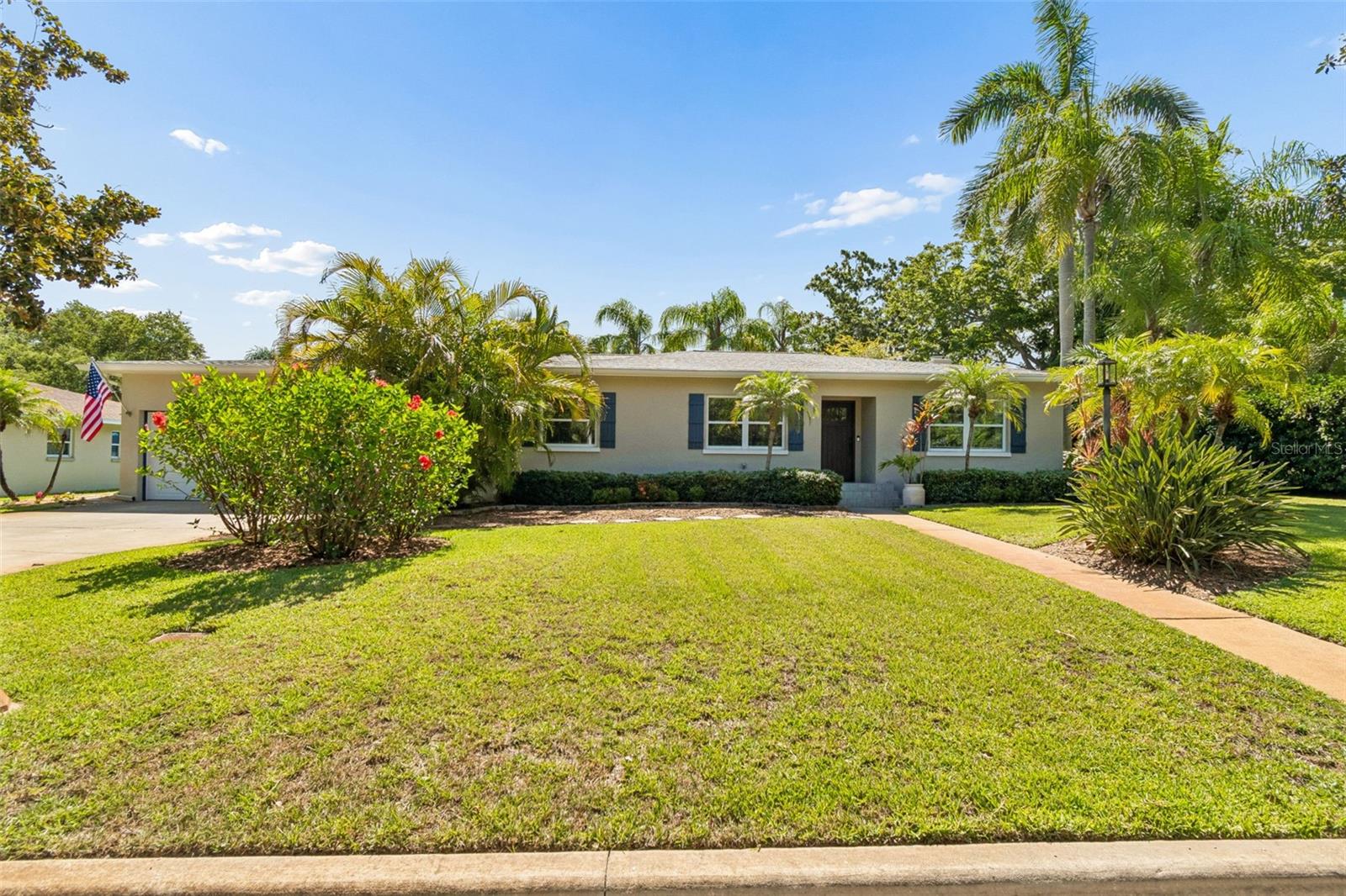 1743 Eagles Nest, Belleair, FL 33756