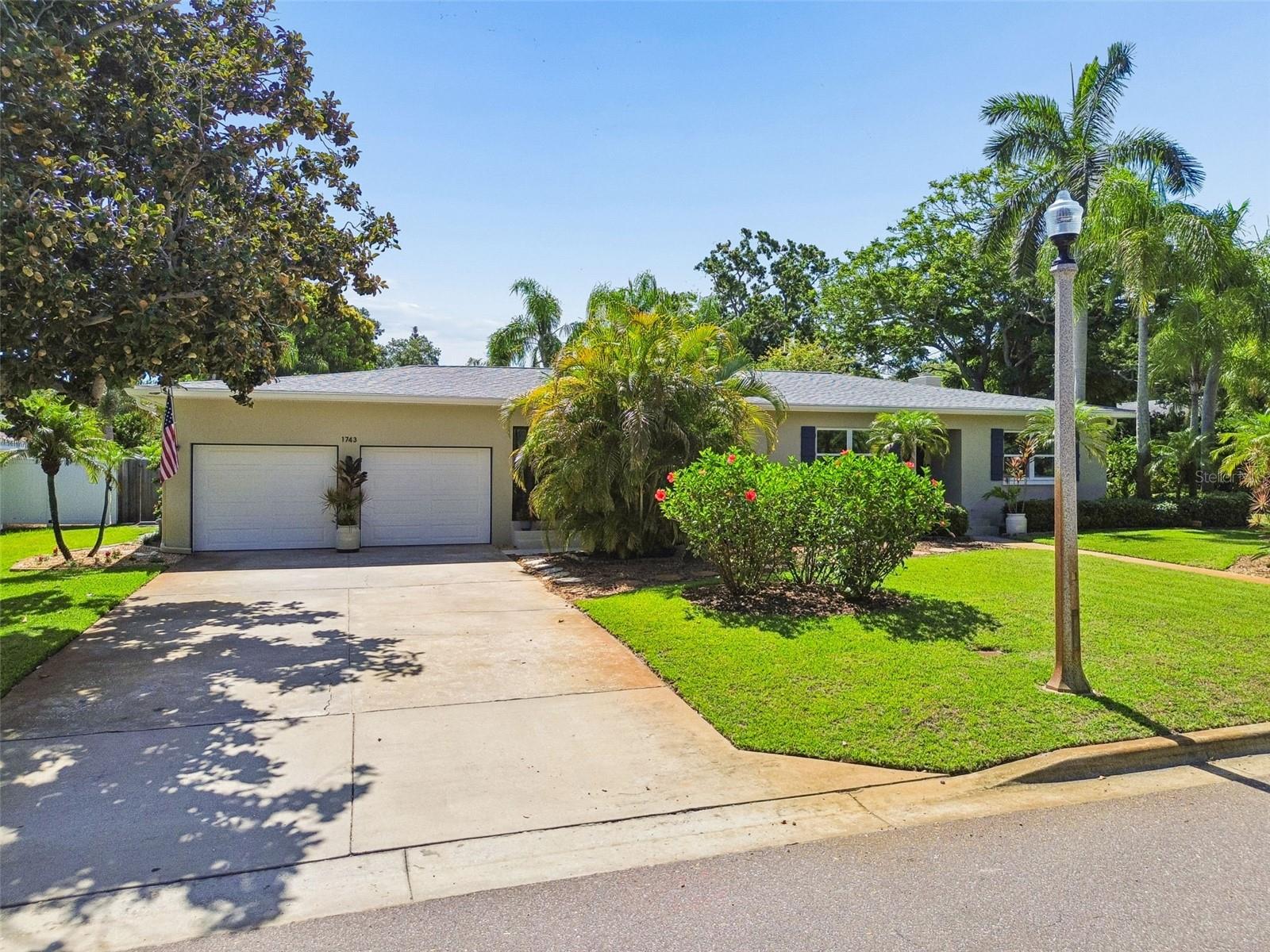 1743 Eagles Nest, Belleair, FL 33756