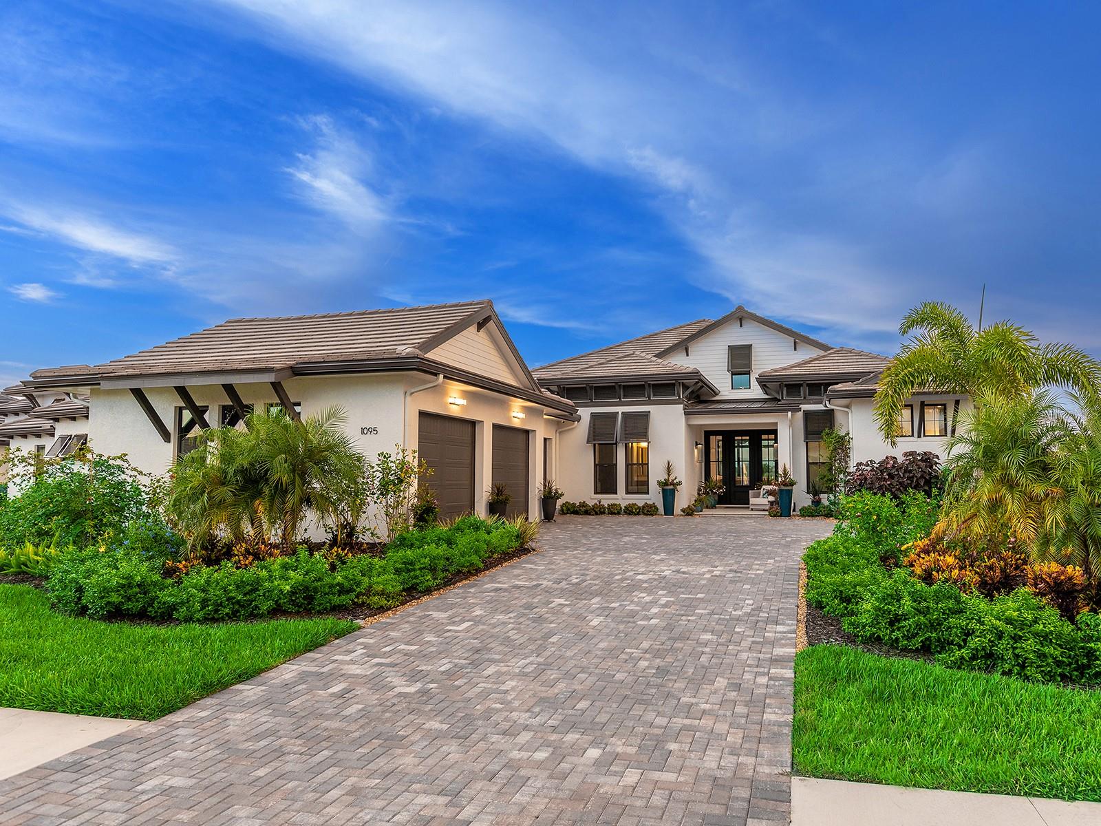 1095 Blue Shell, Sarasota, FL 34240