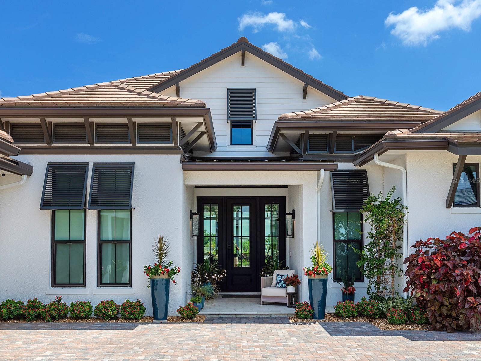 1095 Blue Shell, Sarasota, FL 34240