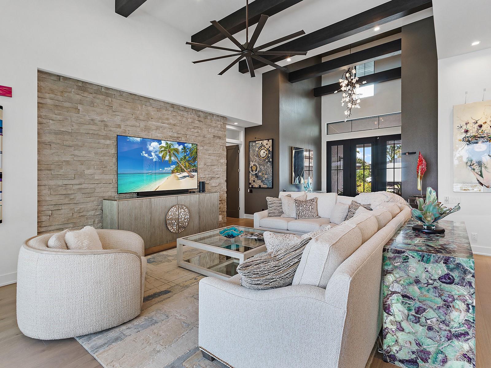 1095 Blue Shell, Sarasota, FL 34240