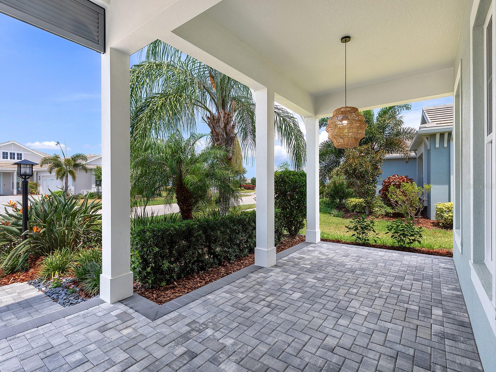 8282 Grande Shores, Sarasota, FL 34240